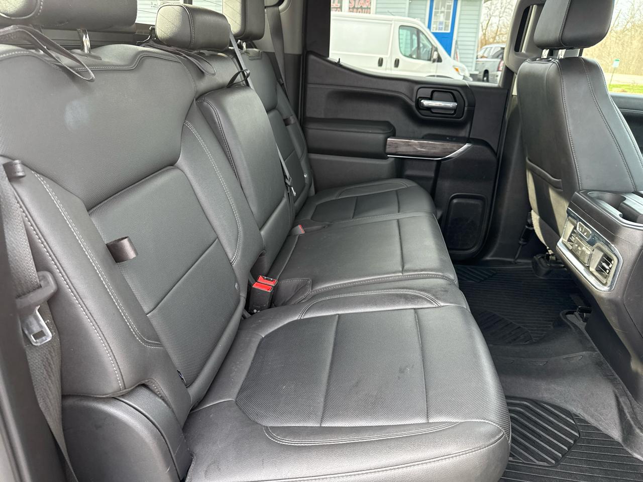 Chevrolet Silverado 1500 4WD Crew Cab 147" LTZ 2021