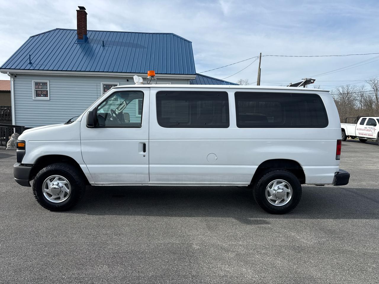 Ford Econoline Cargo Van E-350 Super Duty Commercial 2012