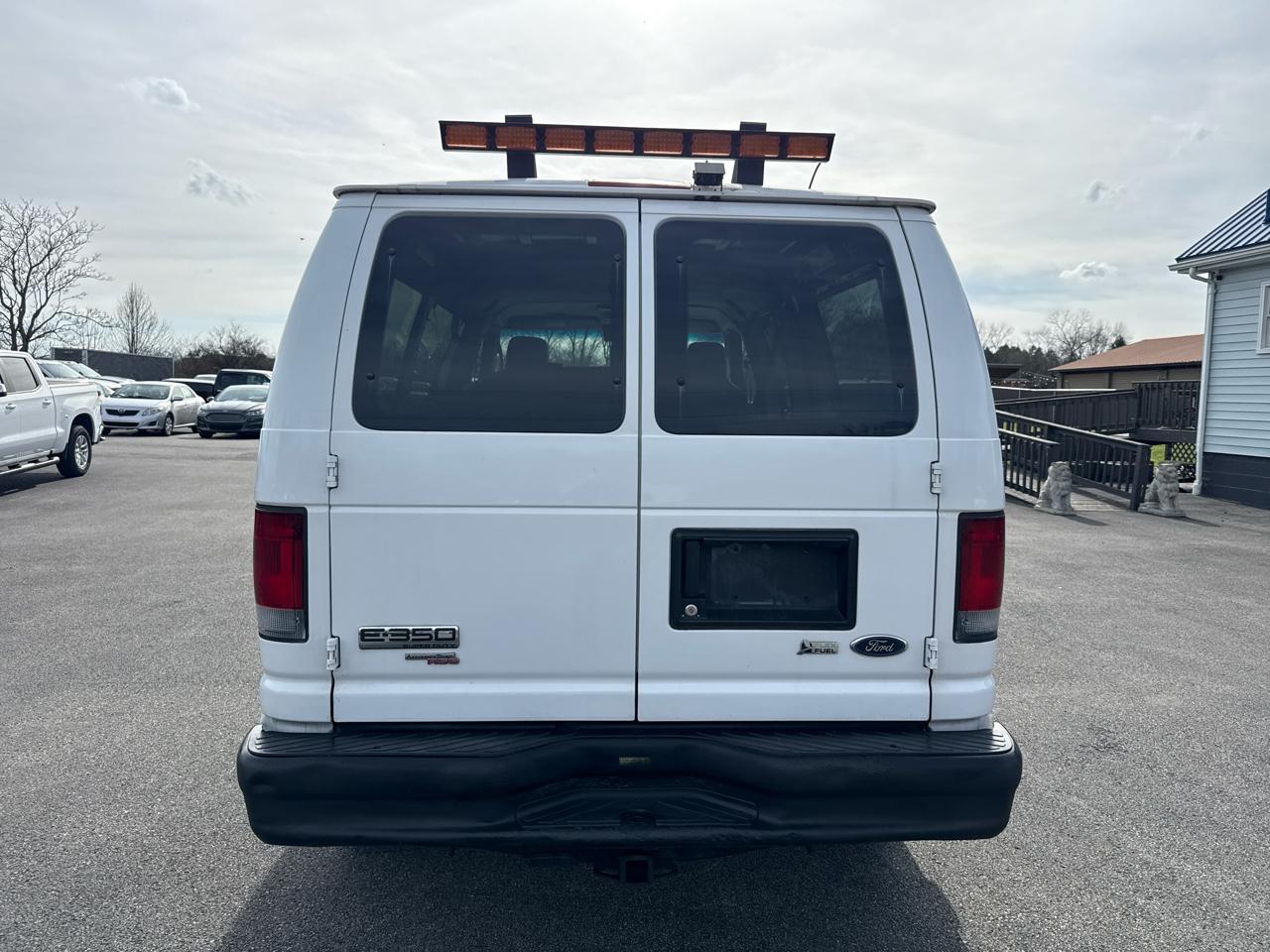 Ford Econoline Cargo Van E-350 Super Duty Commercial 2012