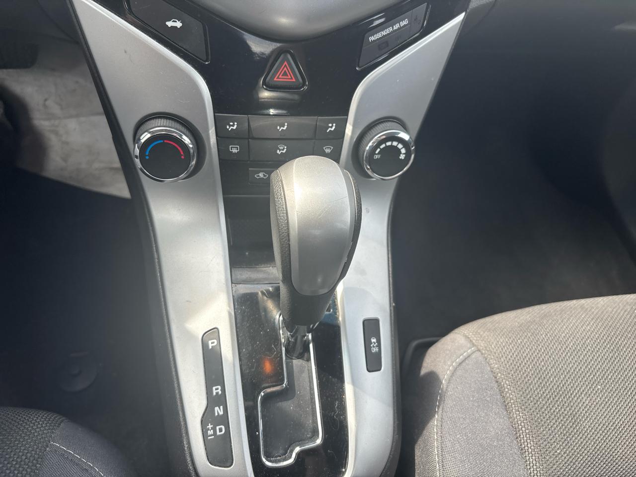 Chevrolet Cruze 4dr Sdn Auto 1LT 2015