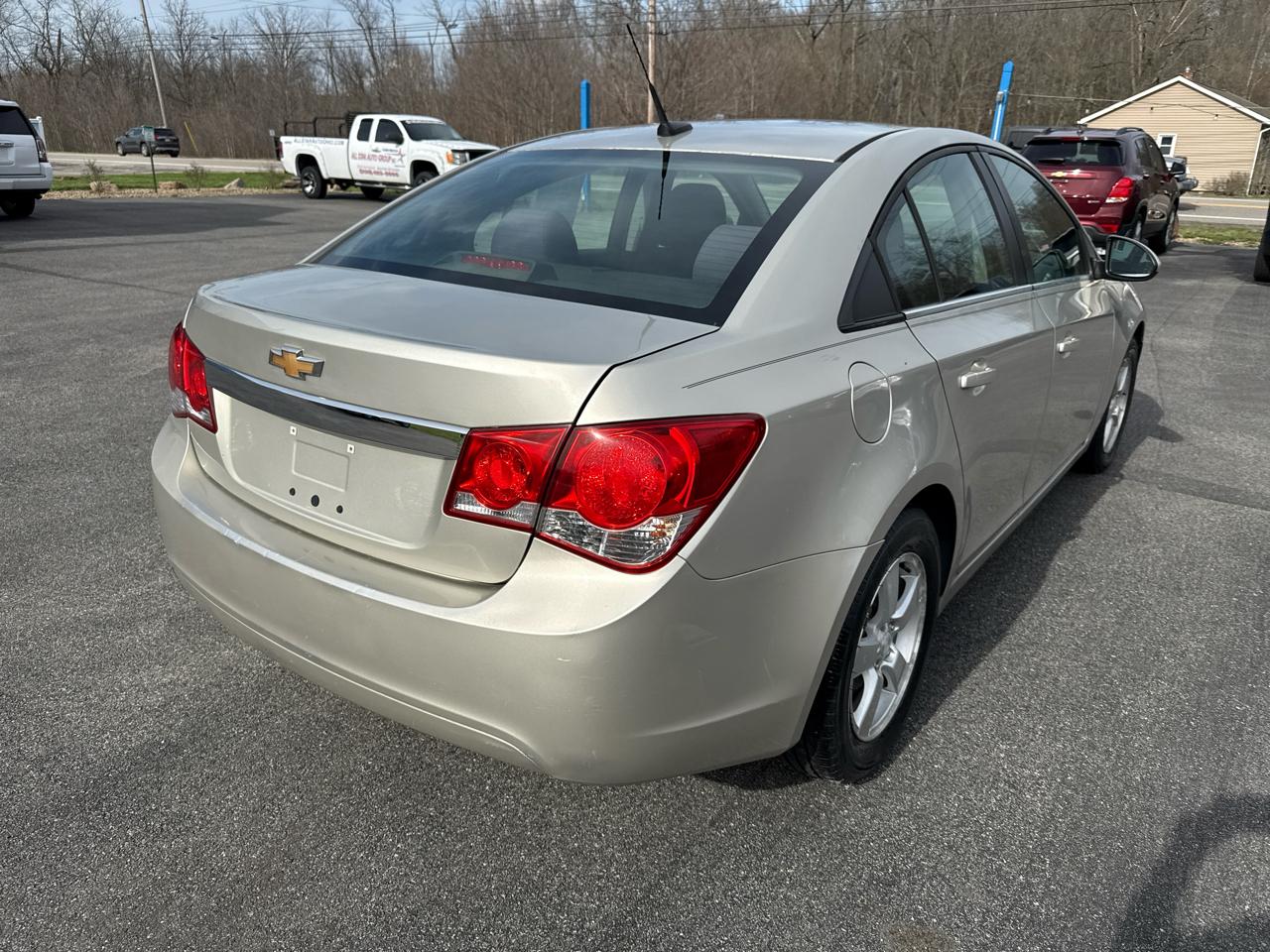 Chevrolet Cruze 4dr Sdn Auto 1LT 2013