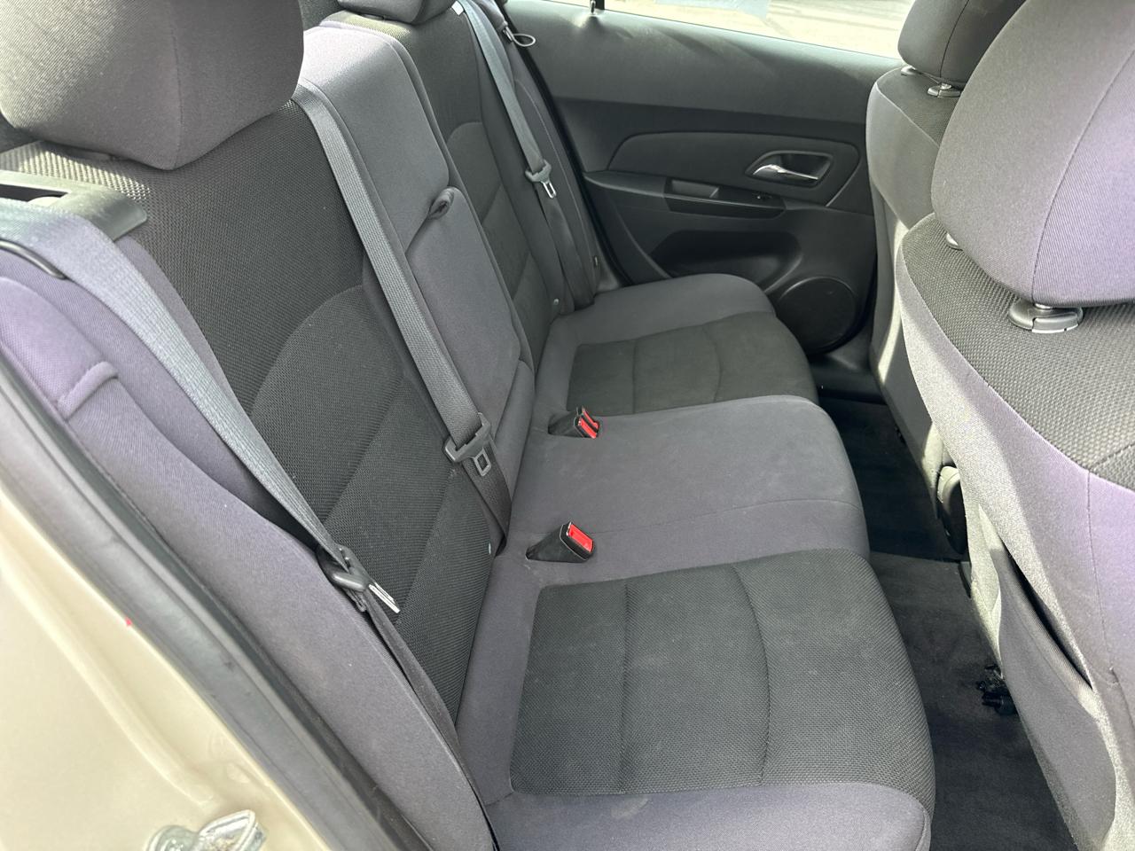 Chevrolet Cruze 4dr Sdn Auto 1LT 2013