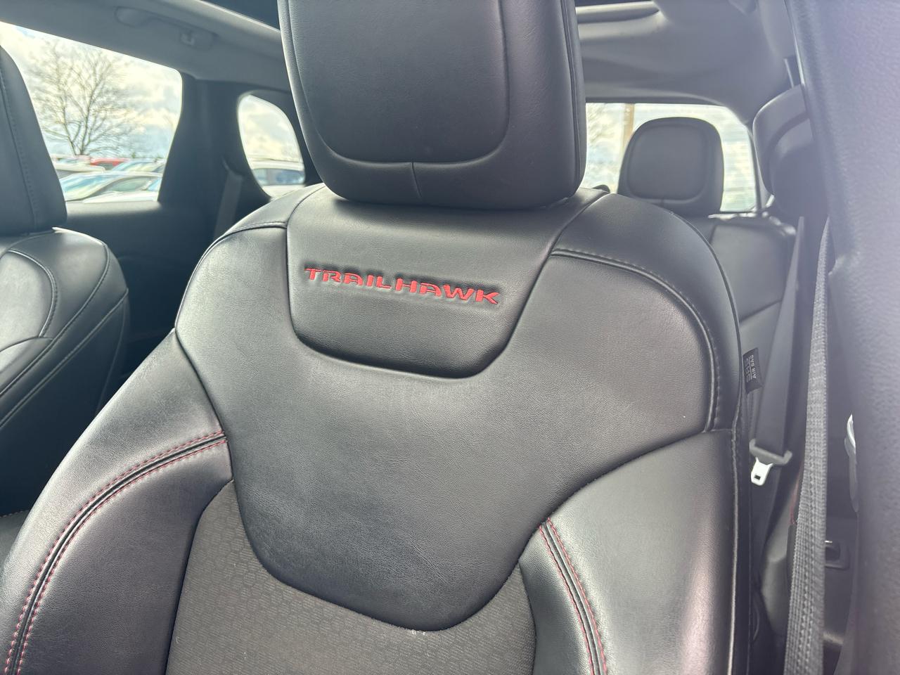 Jeep Cherokee Trailhawk 4x4 2021