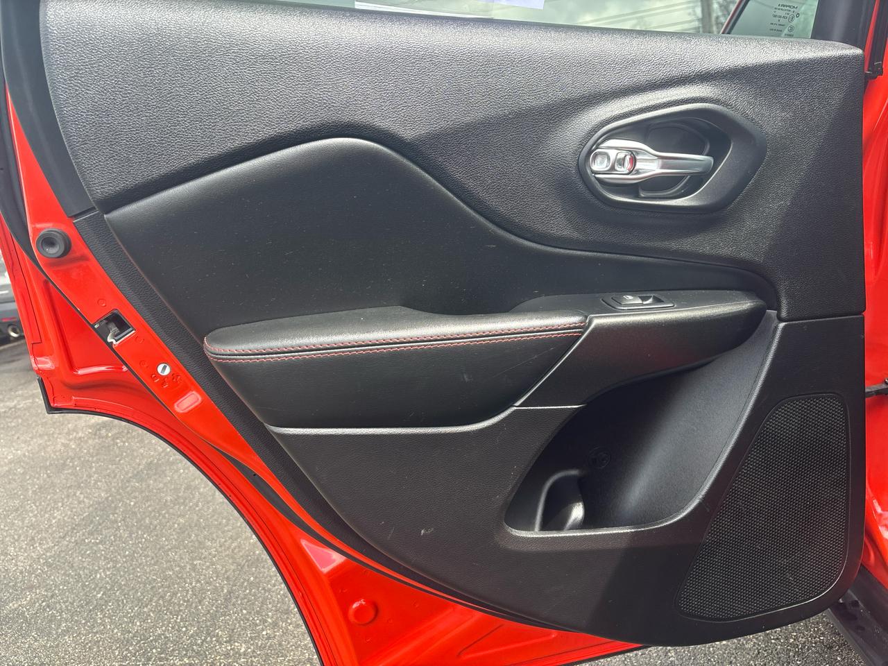 Jeep Cherokee Trailhawk 4x4 2021