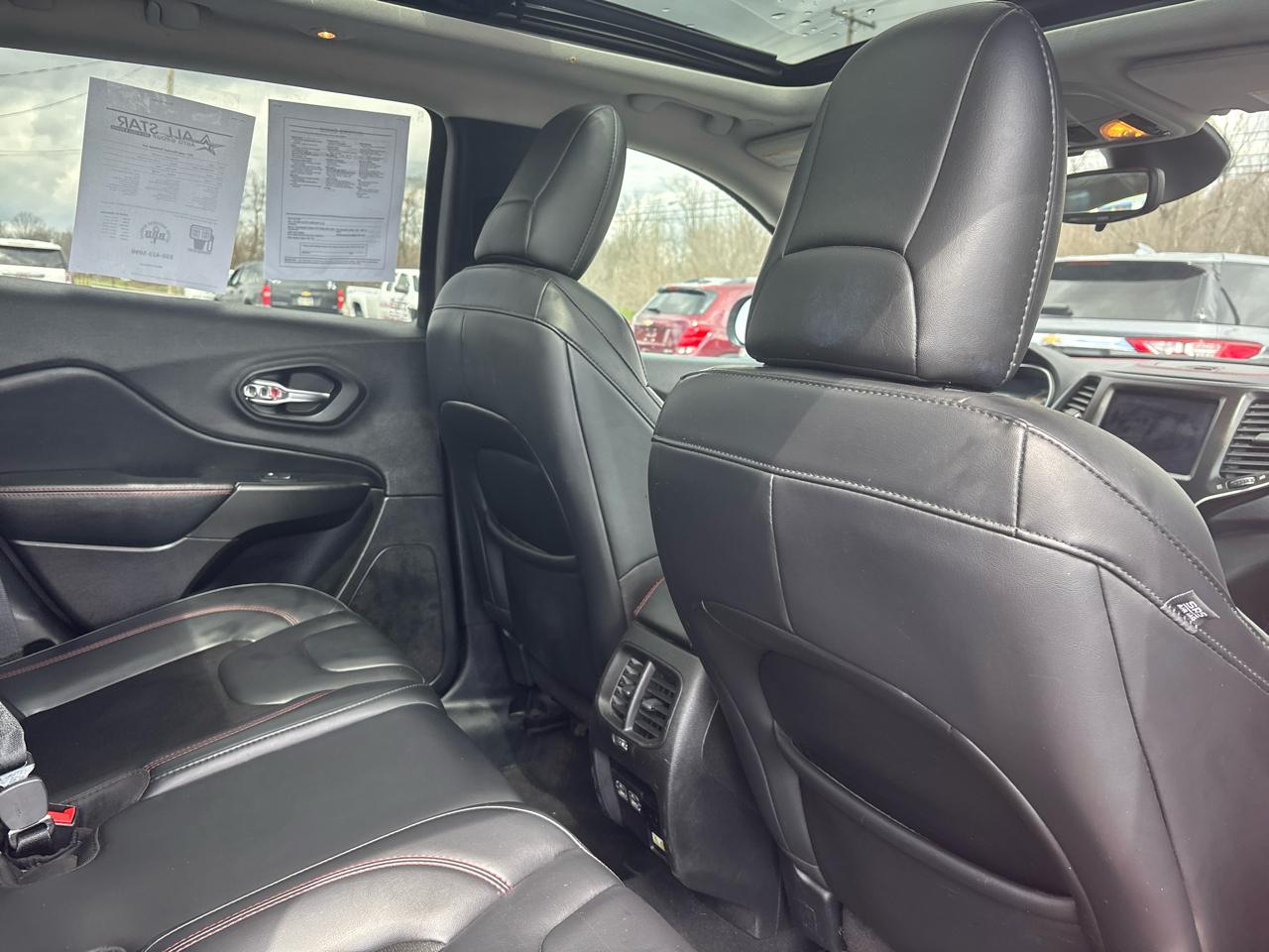 Jeep Cherokee Trailhawk 4x4 2021