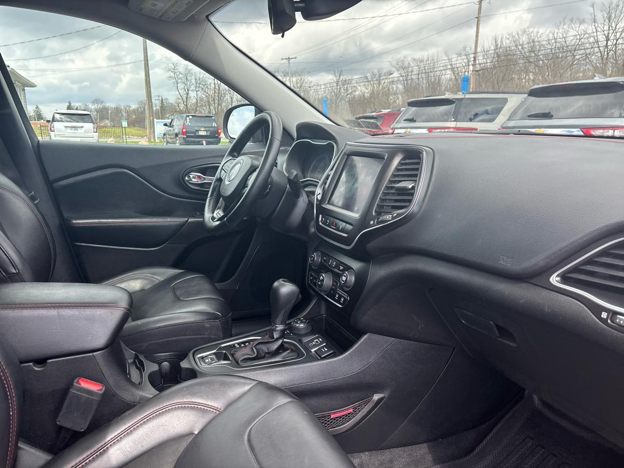 Jeep Cherokee Trailhawk 4x4 2021