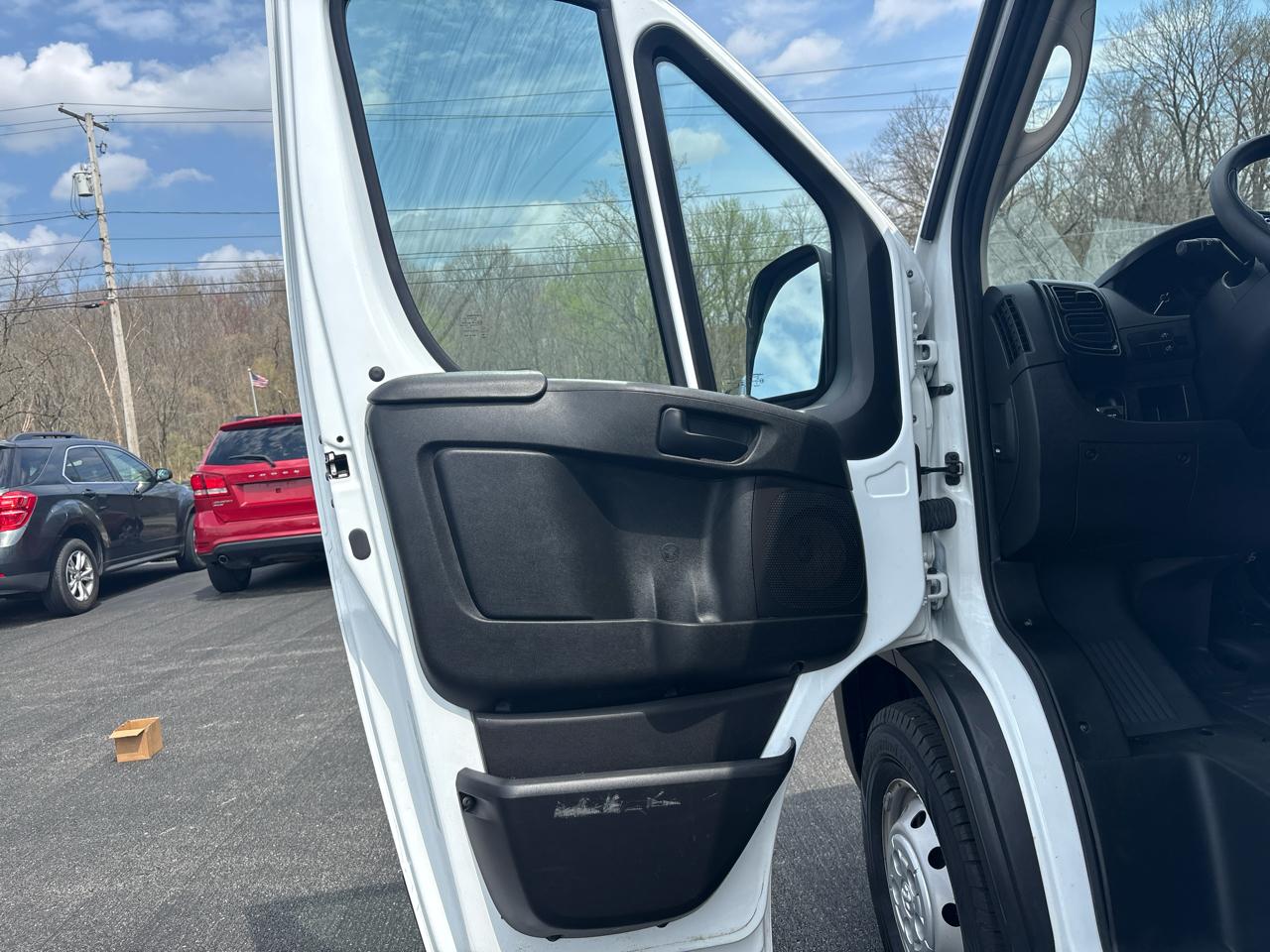 RAM ProMaster Cargo Van 1500 Low Roof 136" WB 2023