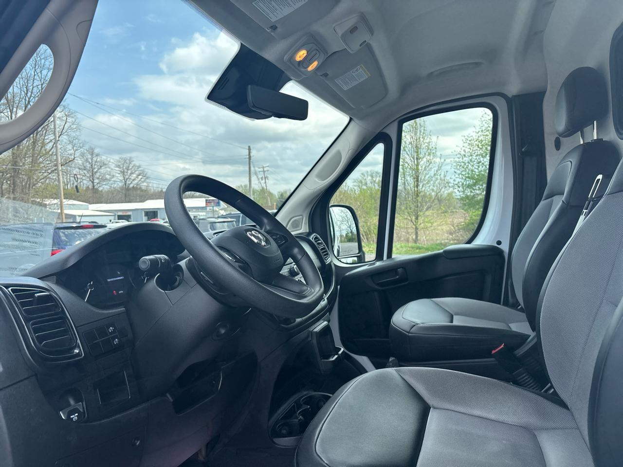 RAM ProMaster Cargo Van 1500 Low Roof 136" WB 2023