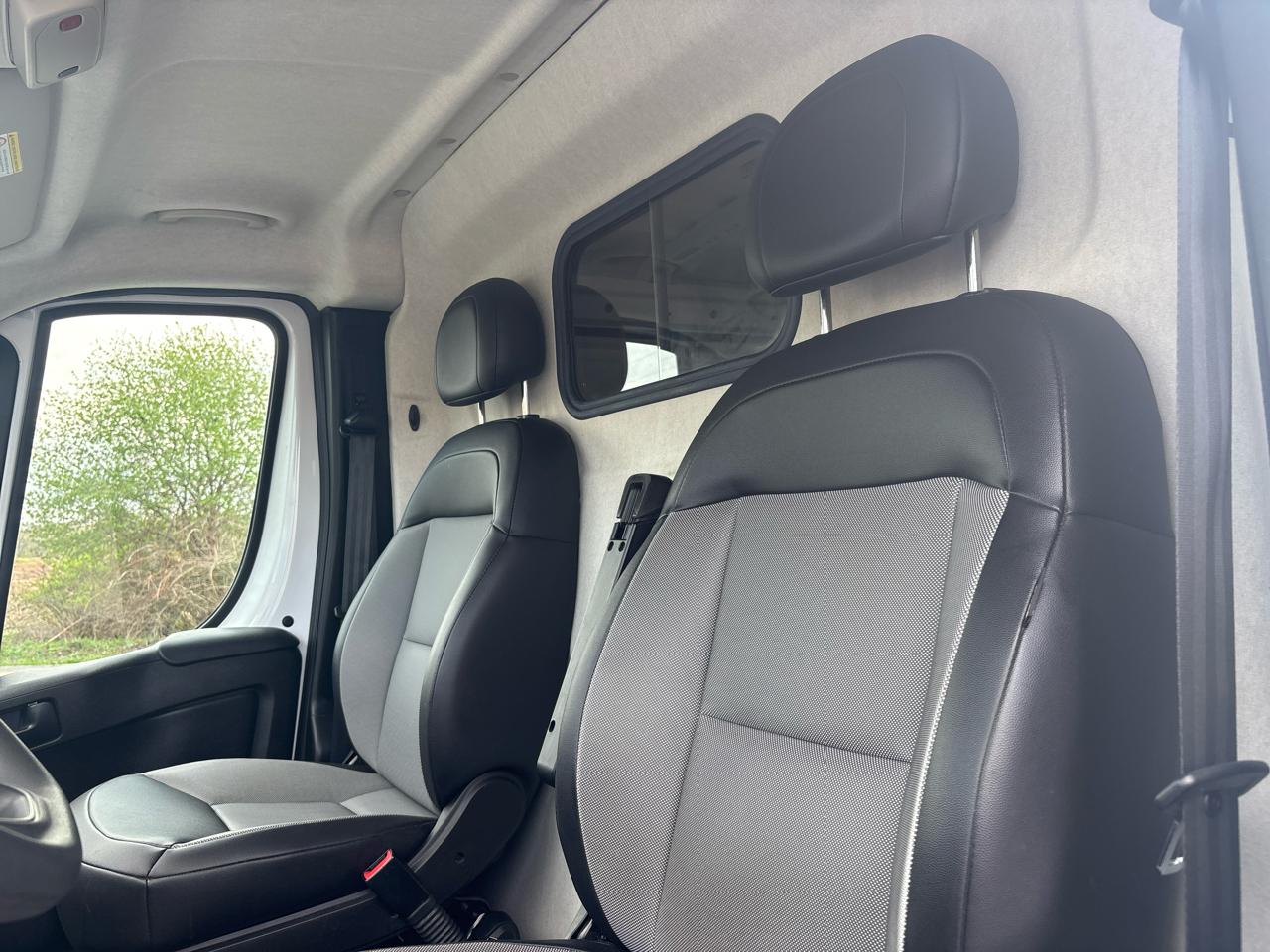 RAM ProMaster Cargo Van 1500 Low Roof 136" WB 2023