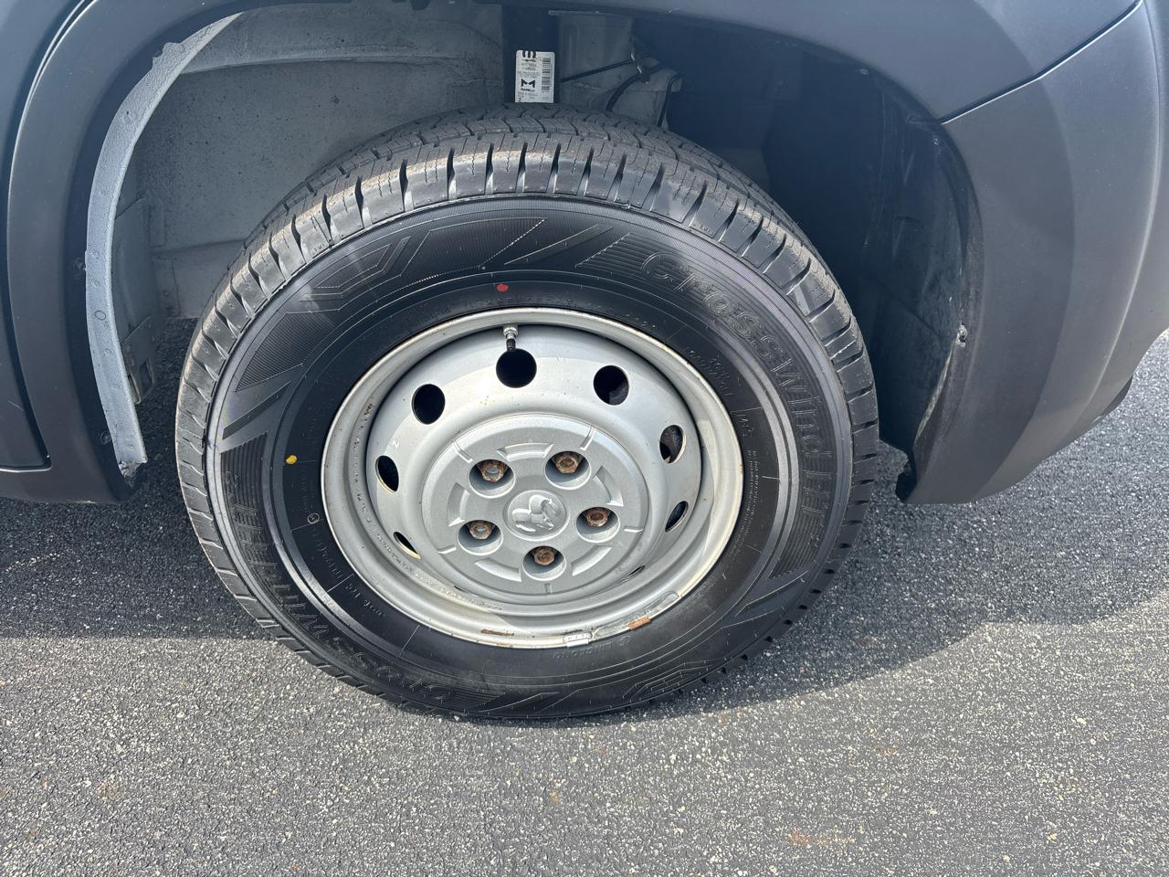 RAM ProMaster Cargo Van 1500 Low Roof 136" WB 2023