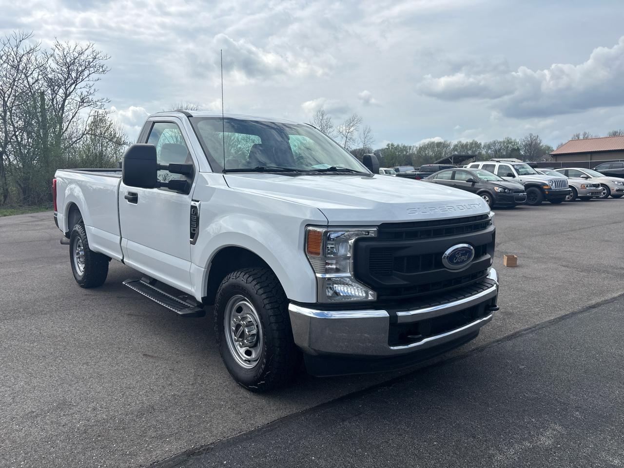 Ford Super Duty F-250 SRW XLT 2WD Reg Cab 8' Box 2021