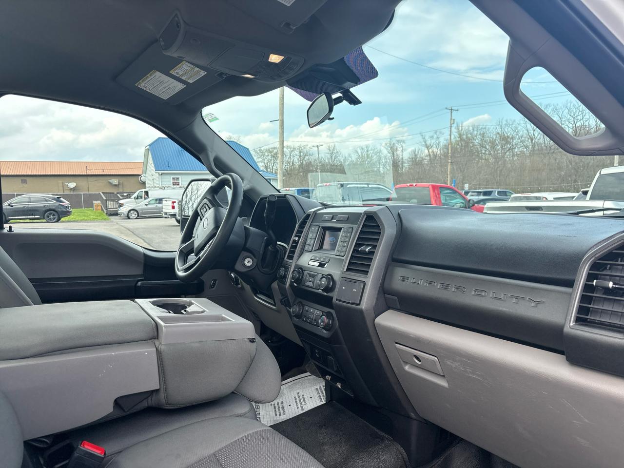 Ford Super Duty F-250 SRW XLT 2WD Reg Cab 8' Box 2021