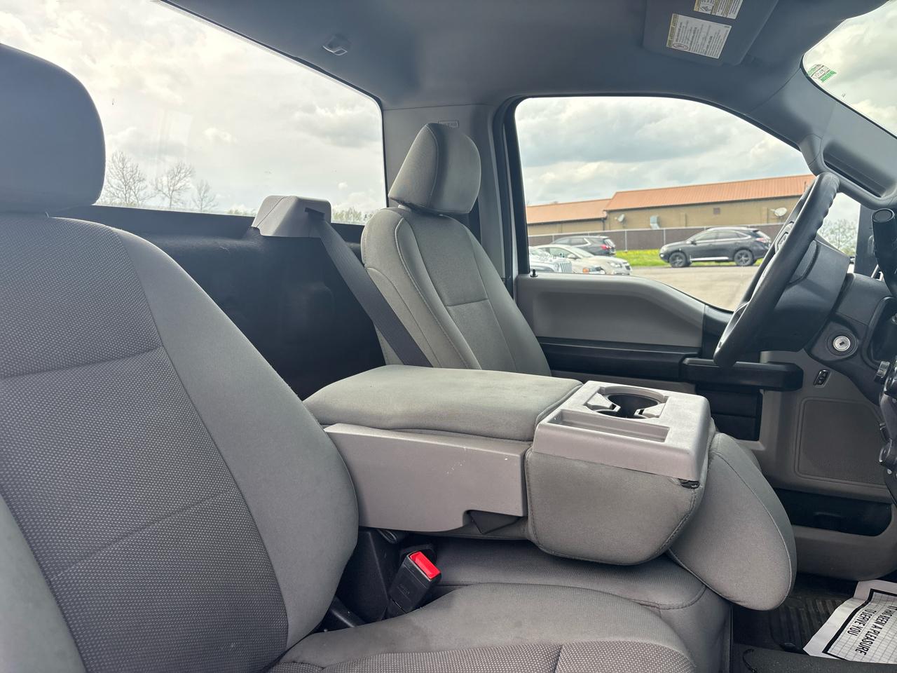 Ford Super Duty F-250 SRW XLT 2WD Reg Cab 8' Box 2021