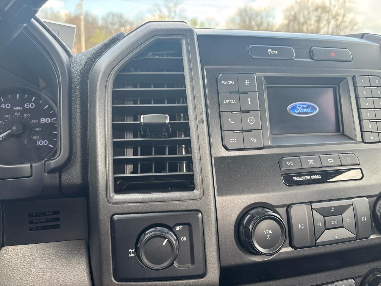 Ford Super Duty F-250 SRW XLT 2WD Reg Cab 8' Box 2021