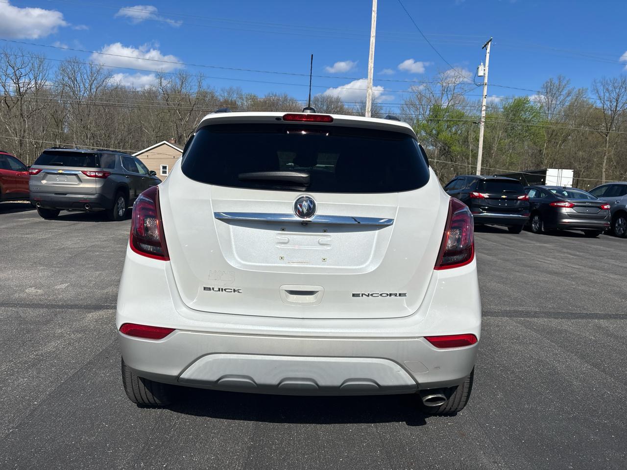 Buick Encore FWD 4dr Essence 2017