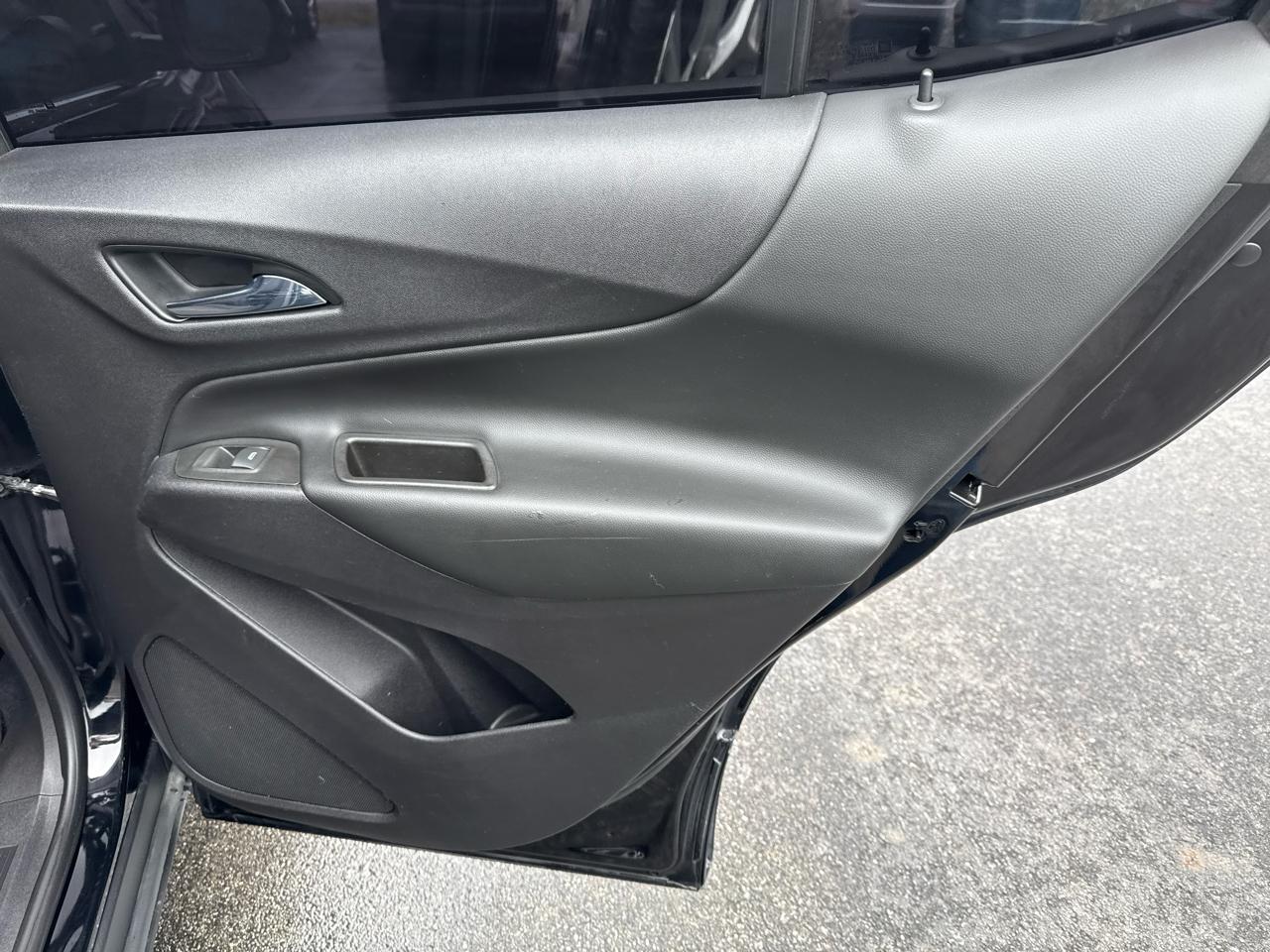 Chevrolet Equinox FWD 4dr LT w/1LT 2021