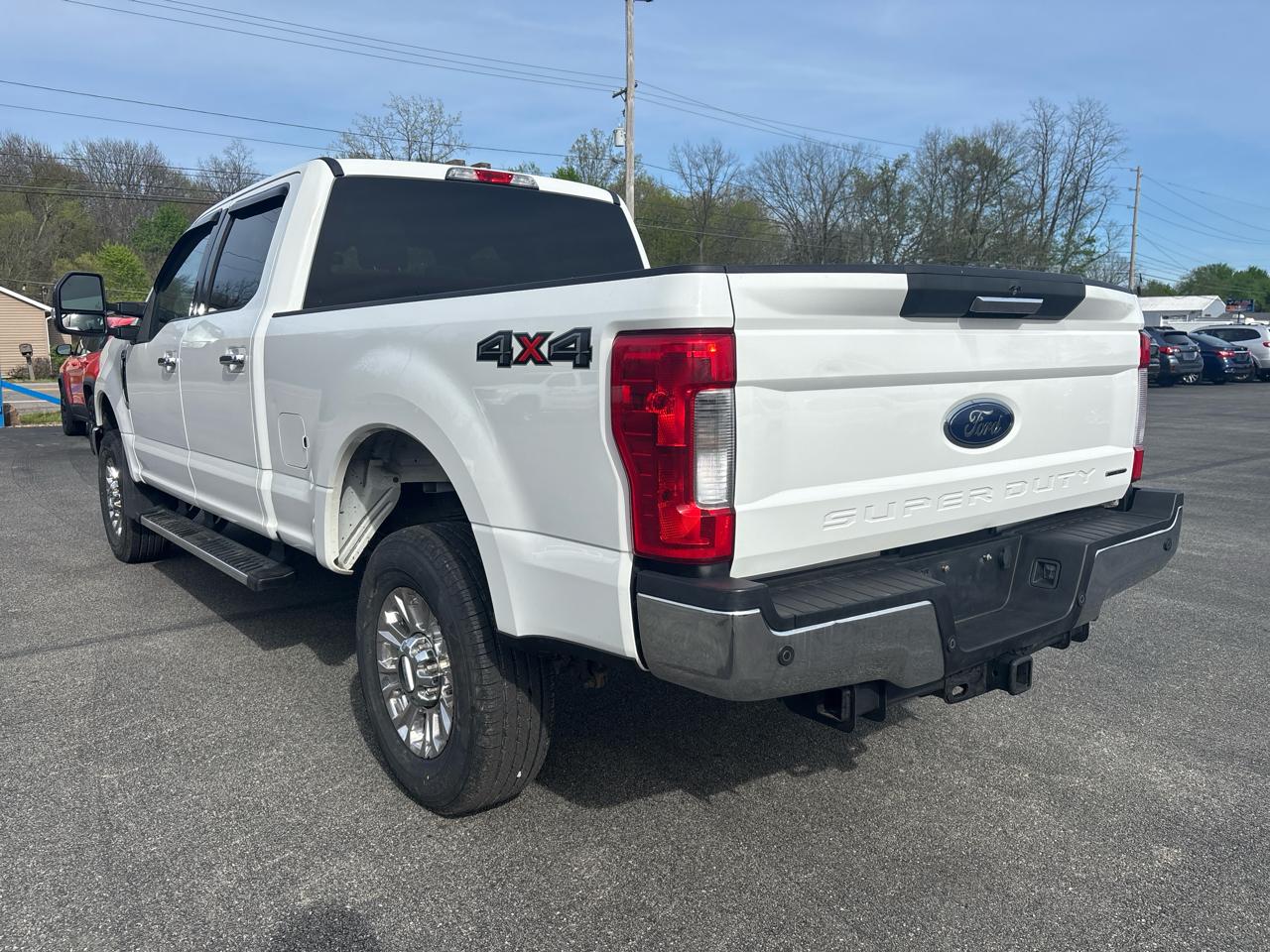 Ford Super Duty F-250 SRW XLT 4WD SuperCab 6.75' Box 2017