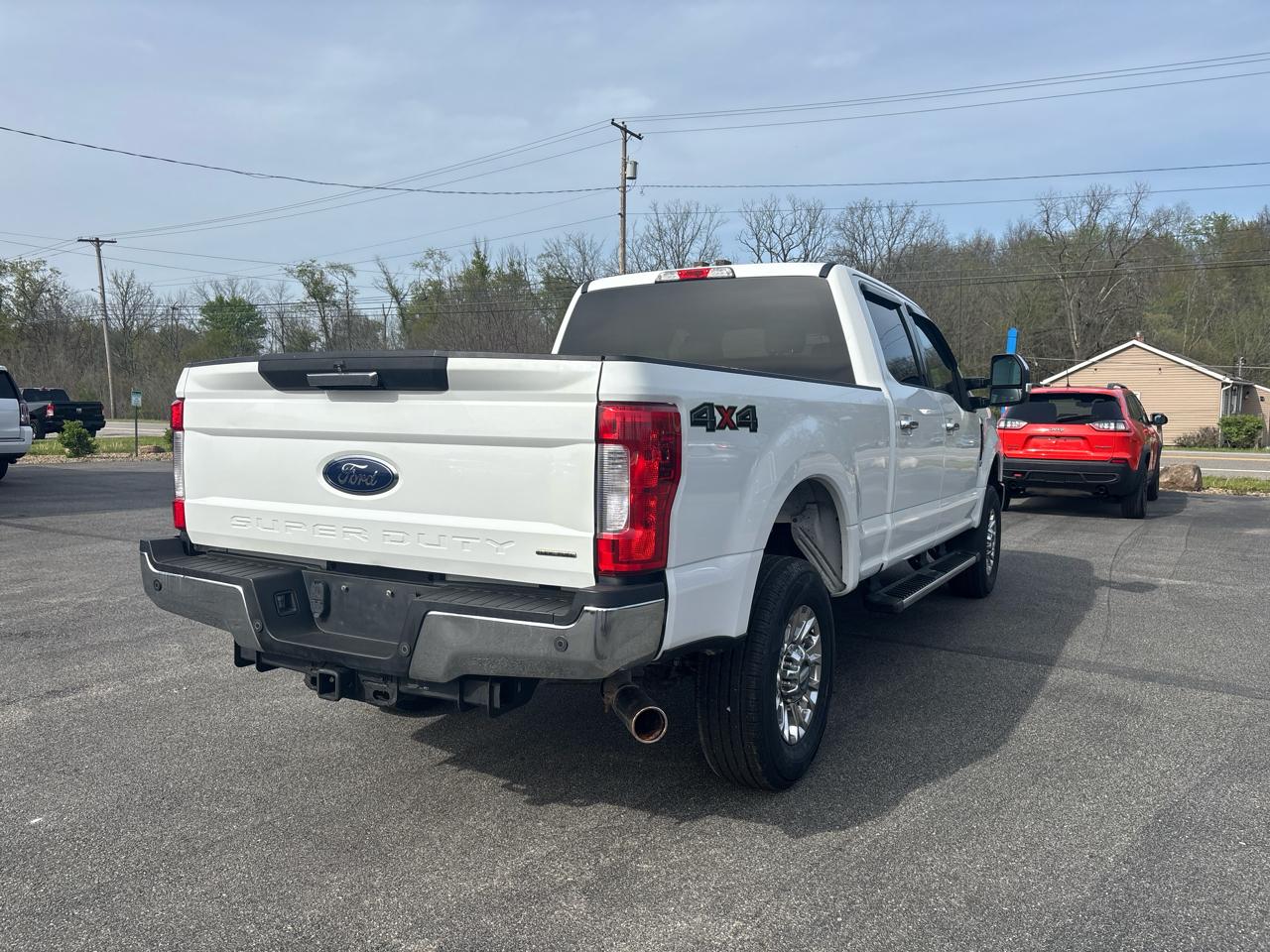 Ford Super Duty F-250 SRW XLT 4WD SuperCab 6.75' Box 2017