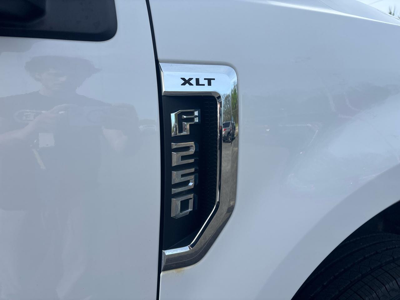 Ford Super Duty F-250 SRW XLT 4WD SuperCab 6.75' Box 2017