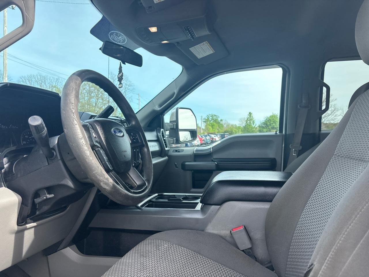 Ford Super Duty F-250 SRW XLT 4WD SuperCab 6.75' Box 2017