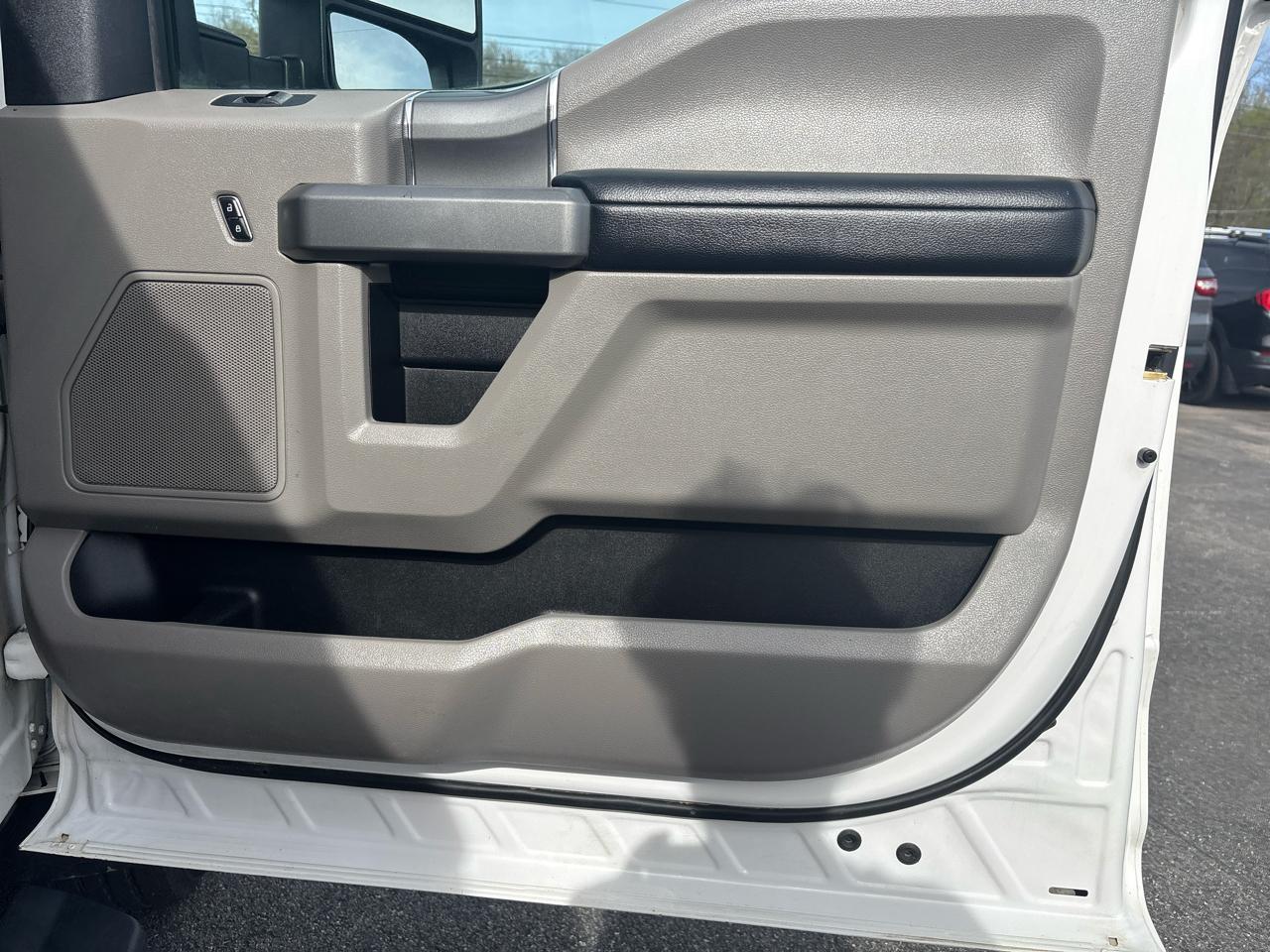 Ford Super Duty F-250 SRW XLT 4WD SuperCab 6.75' Box 2017