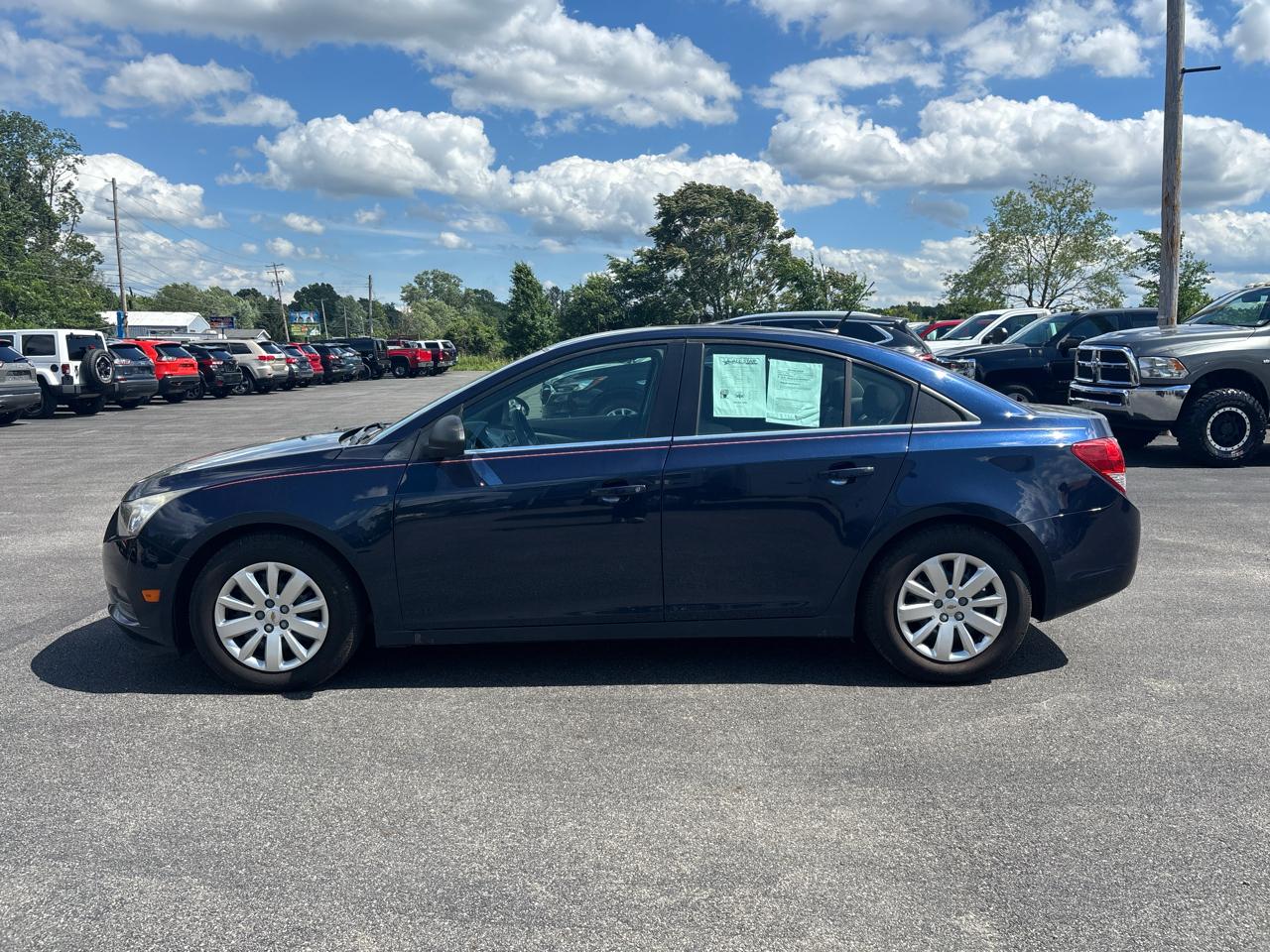 Chevrolet Cruze 4dr Sdn LS 2011