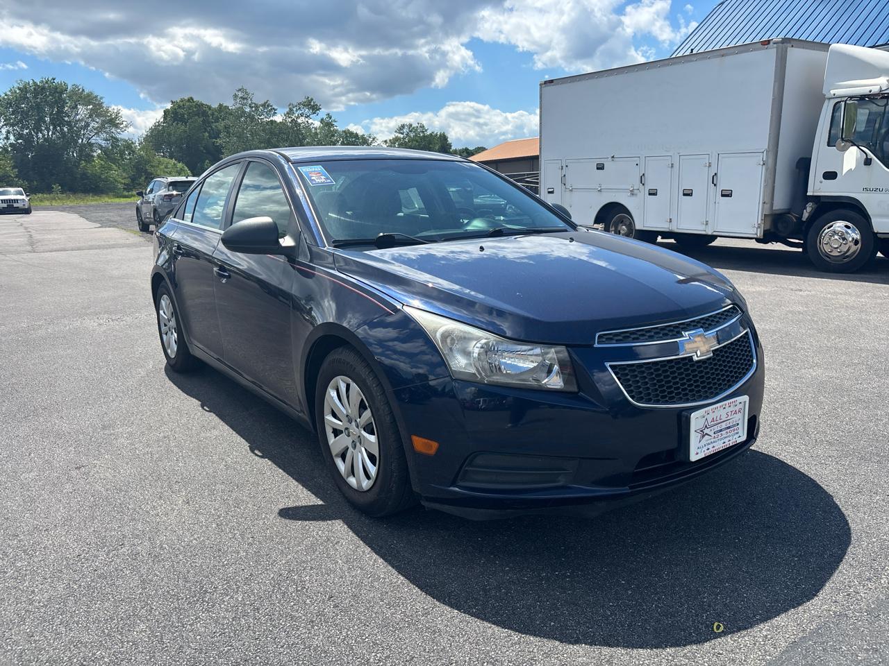 Chevrolet Cruze 4dr Sdn LS 2011