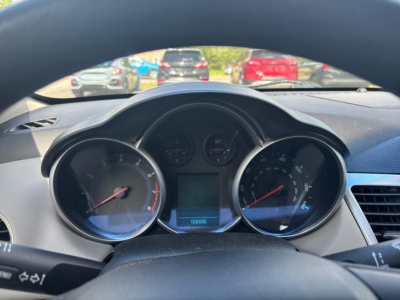 Chevrolet Cruze 4dr Sdn LS 2011