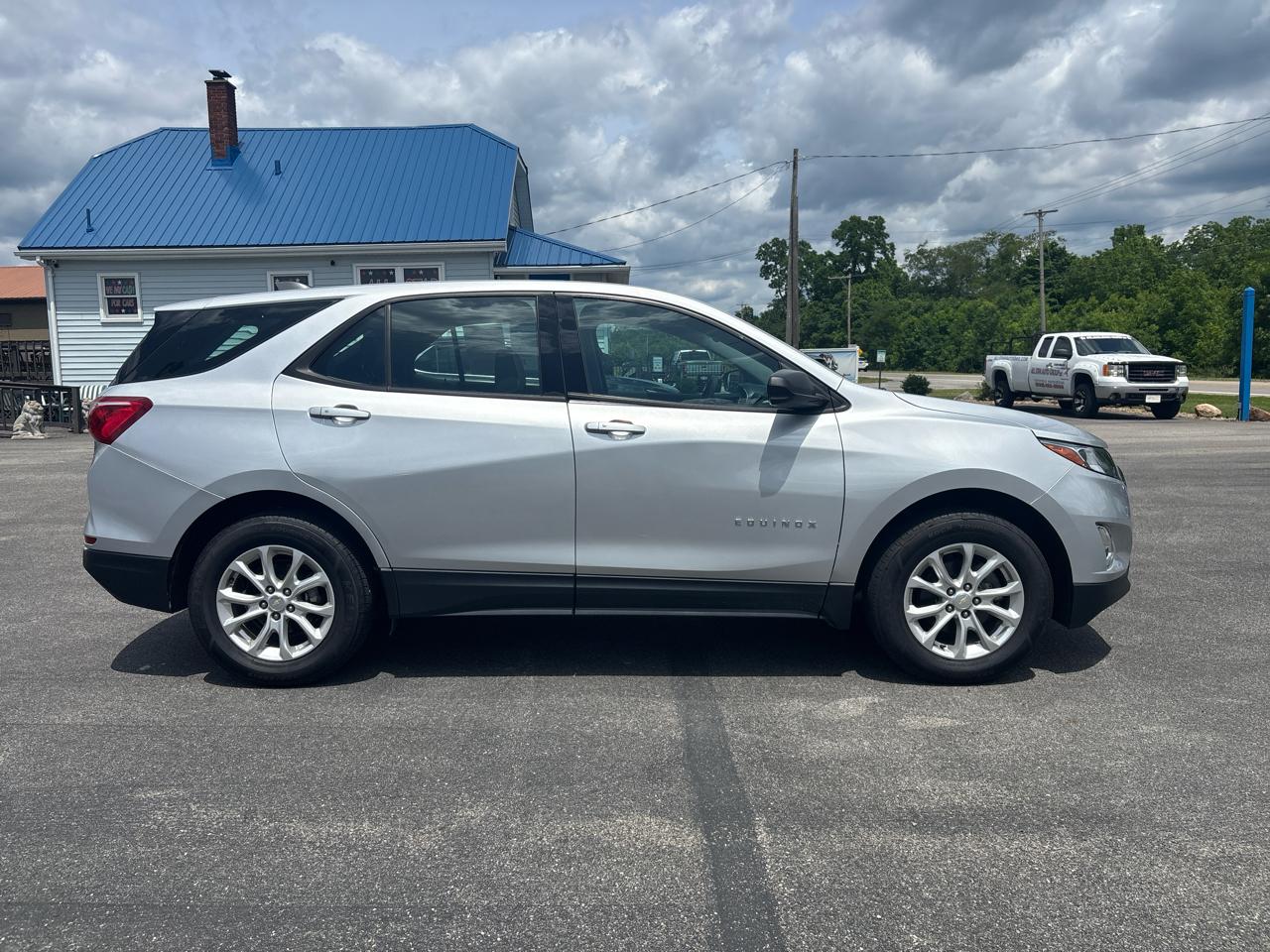 Chevrolet Equinox FWD 4dr LS w/1LS 2018