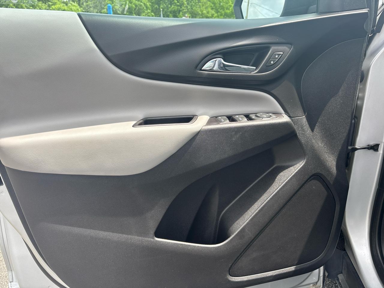 Chevrolet Equinox FWD 4dr LS w/1LS 2018
