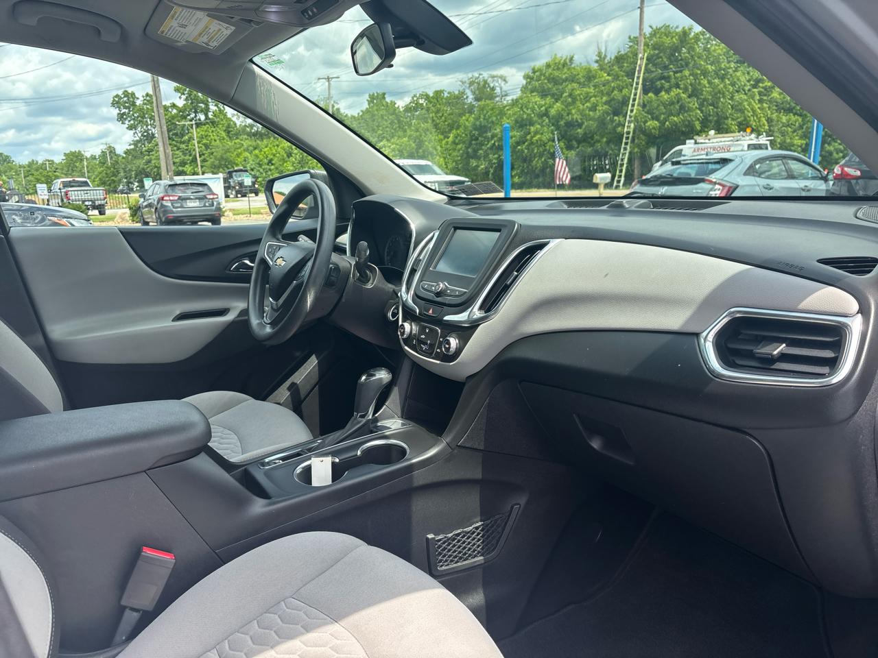 Chevrolet Equinox FWD 4dr LS w/1LS 2018
