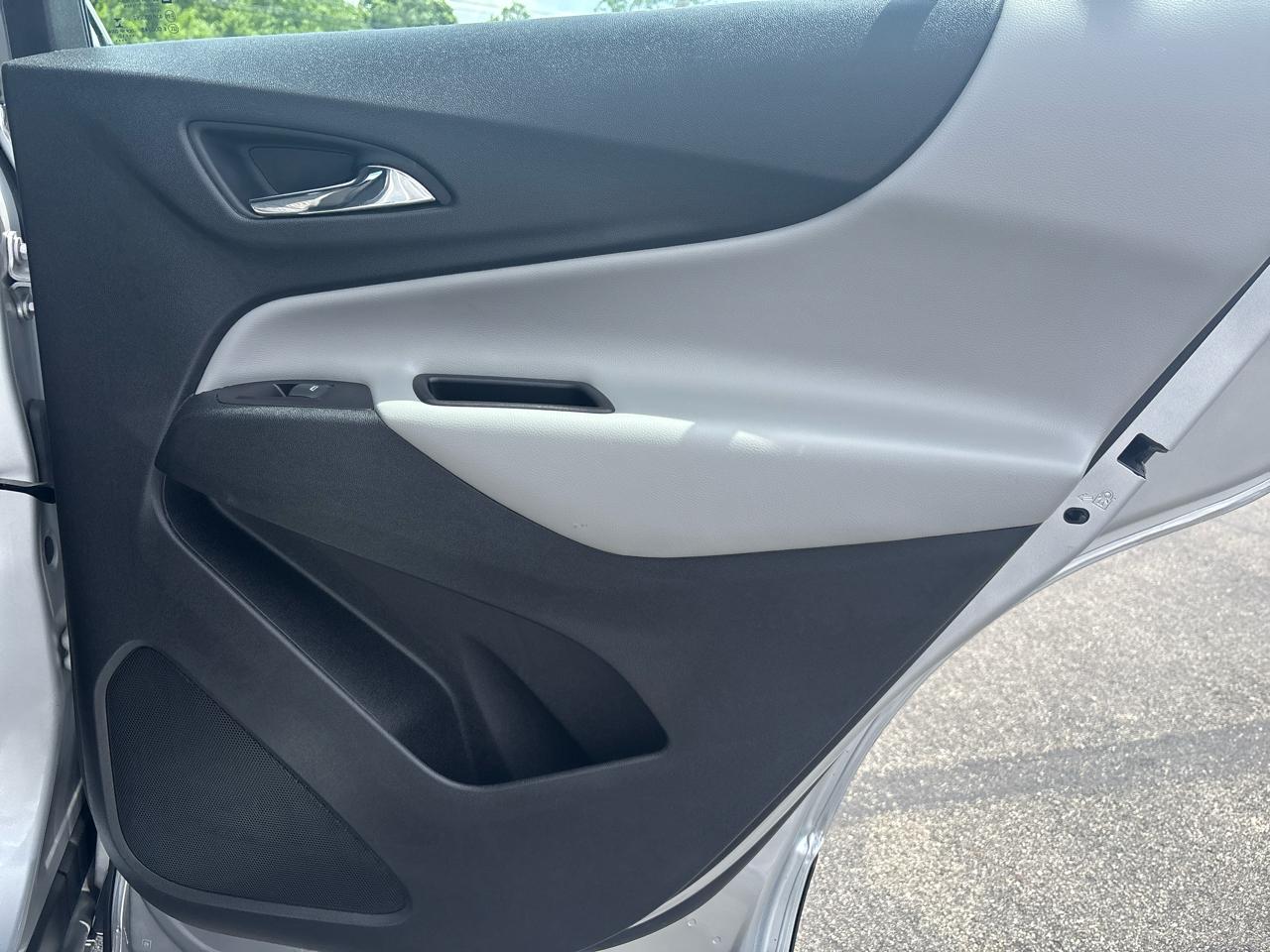 Chevrolet Equinox FWD 4dr LS w/1LS 2018