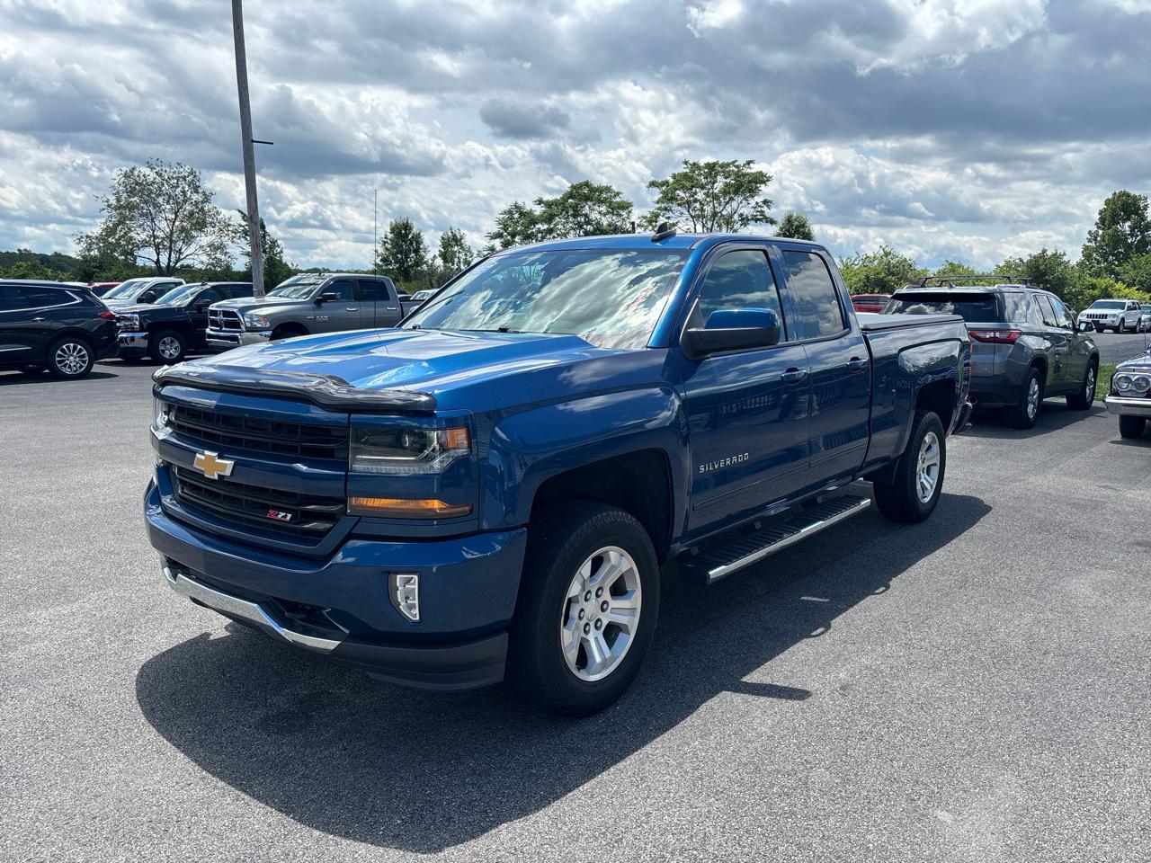 2018 Chevrolet Silverado 1500 4WD Double Cab 143.5" LT w/2LT