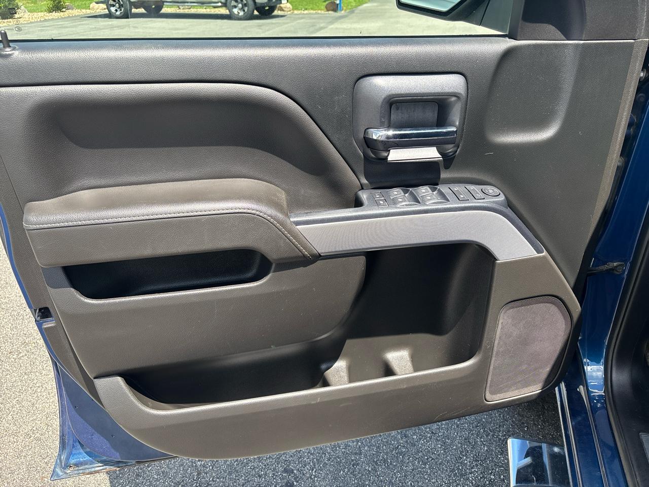 Chevrolet Silverado 1500 4WD Double Cab 143.5" LT w/2LT 2018