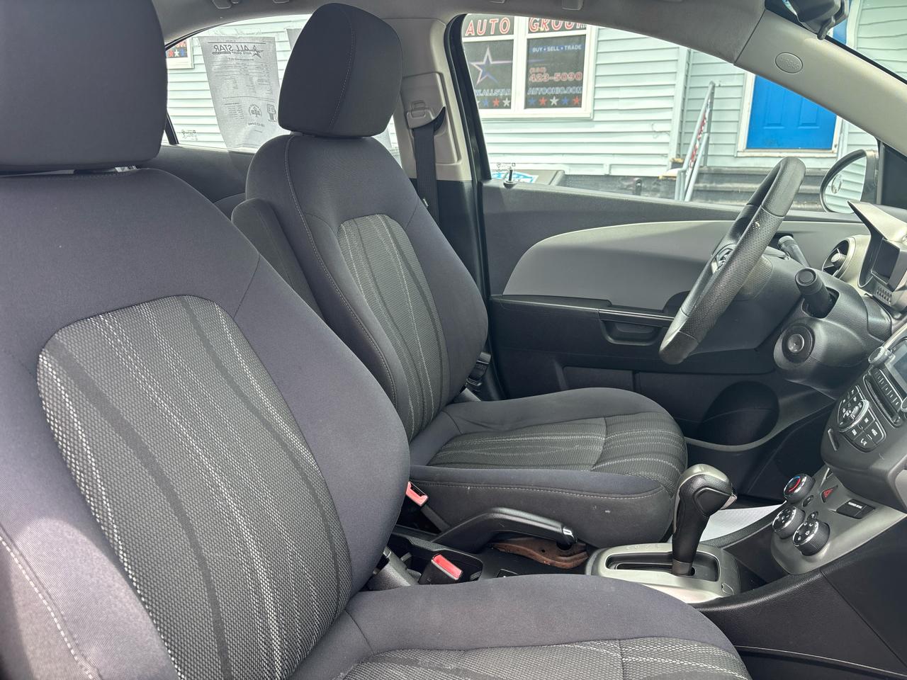 Chevrolet Sonic 4dr Sdn Auto LT 2013