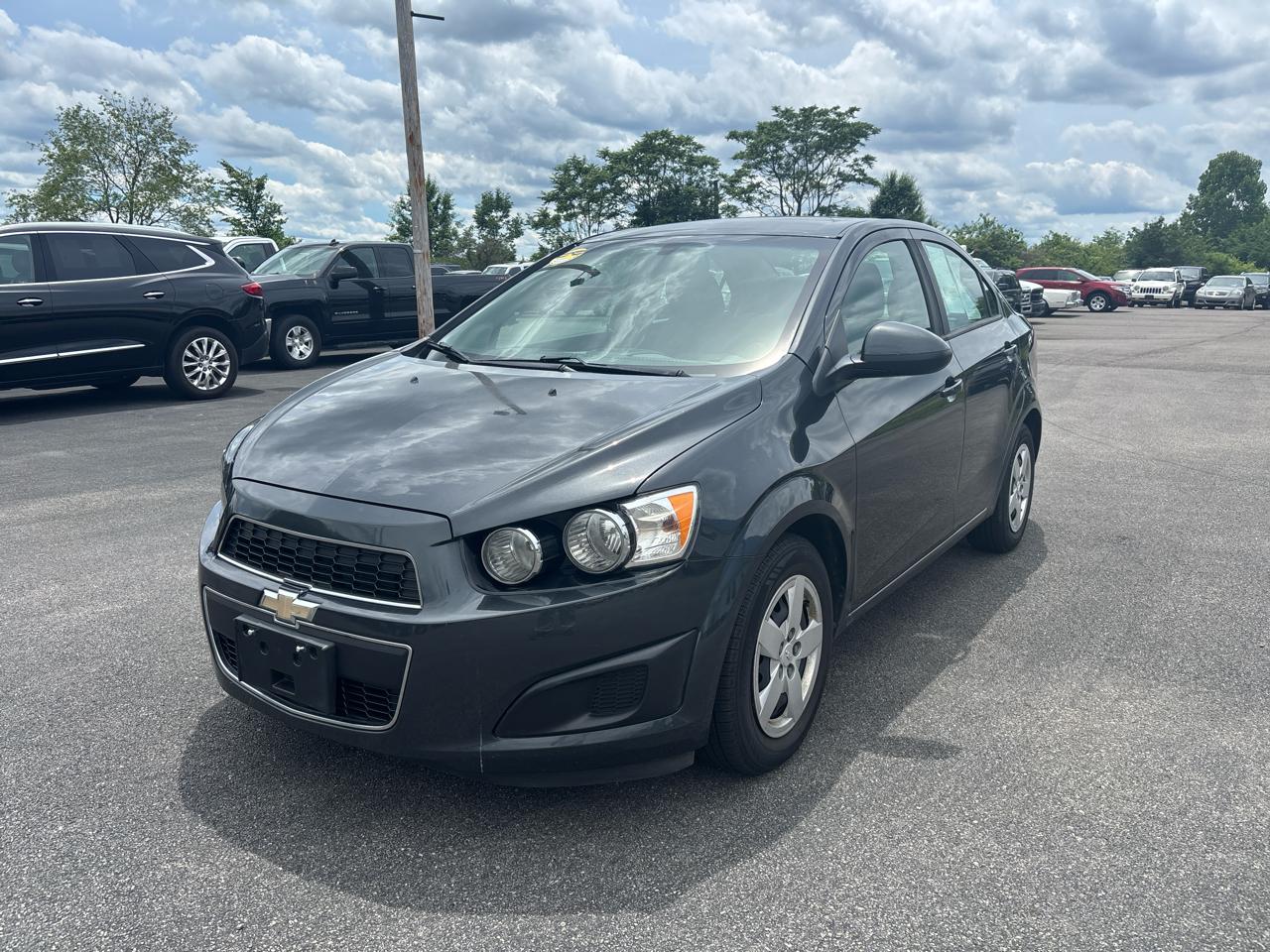 2016 Chevrolet Sonic 4dr Sdn Auto LS