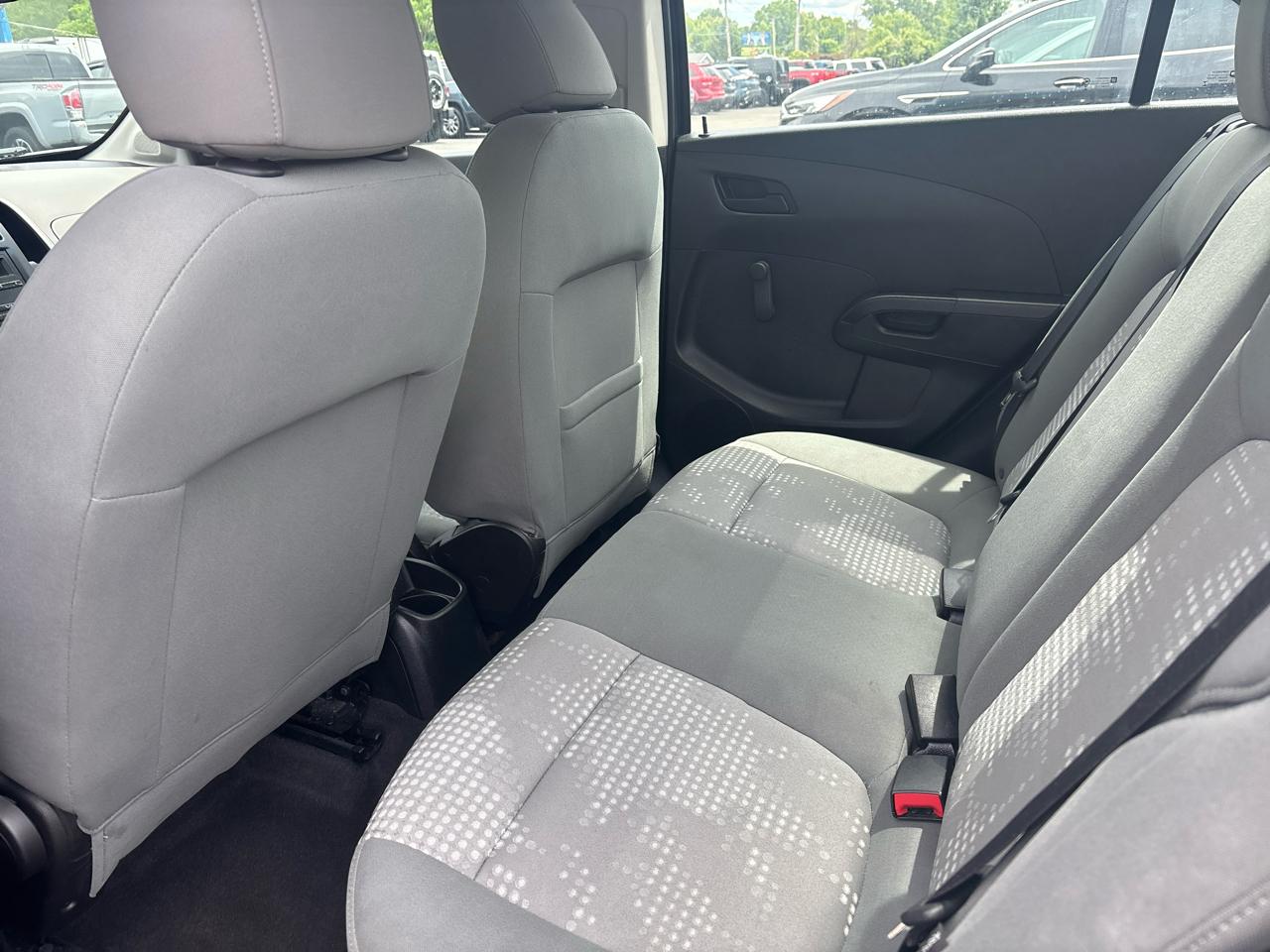Chevrolet Sonic 4dr Sdn Auto LS 2016