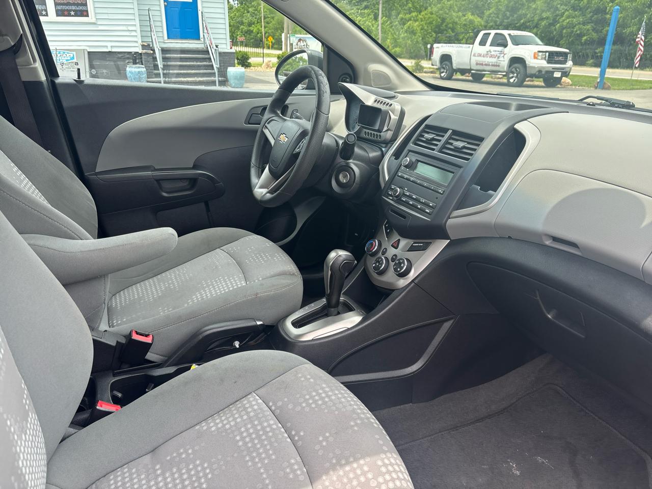Chevrolet Sonic 4dr Sdn Auto LS 2016