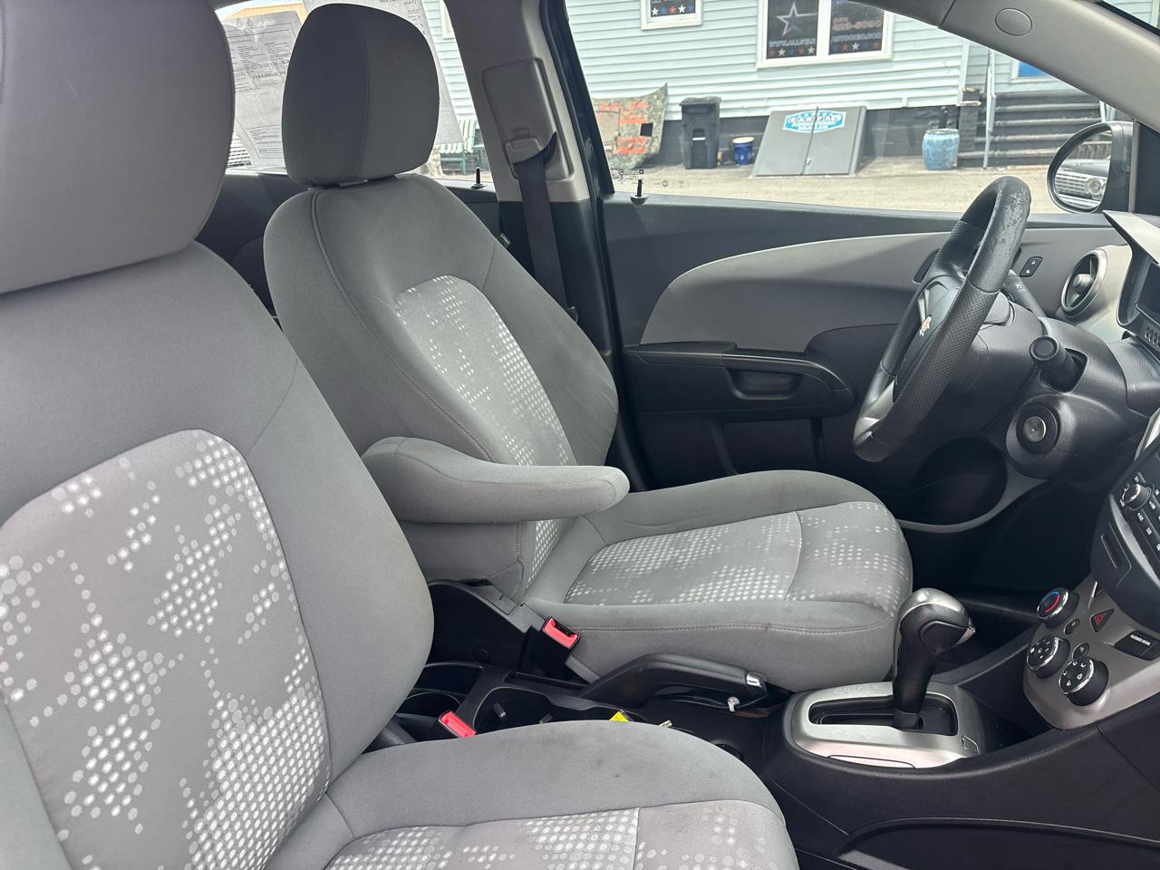Chevrolet Sonic 4dr Sdn Auto LS 2016