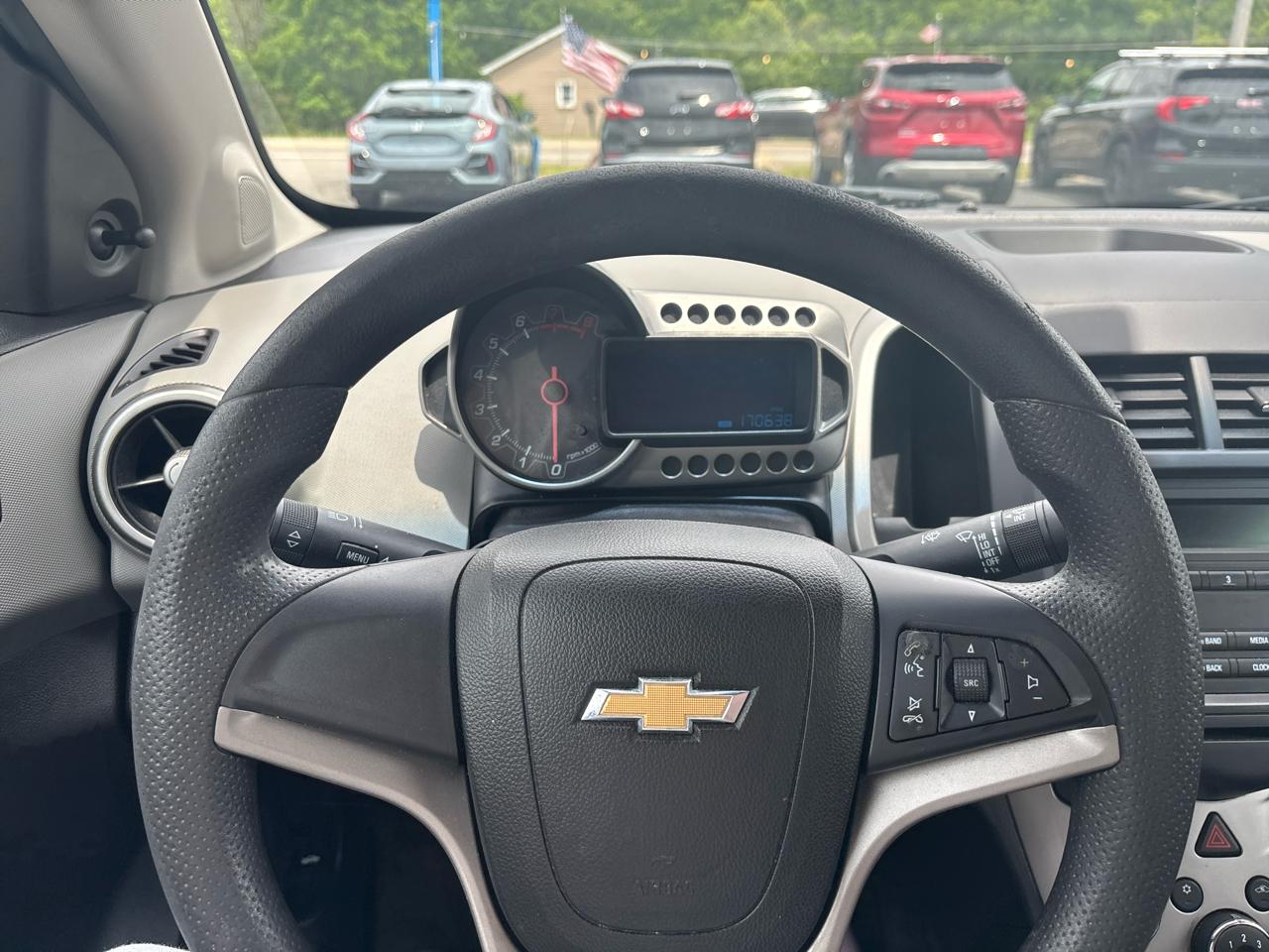 Chevrolet Sonic 4dr Sdn Auto LS 2016