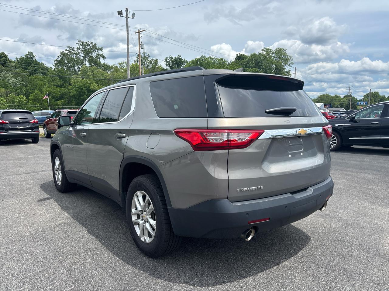 Chevrolet Traverse FWD 4dr LT Cloth w/1LT 2019