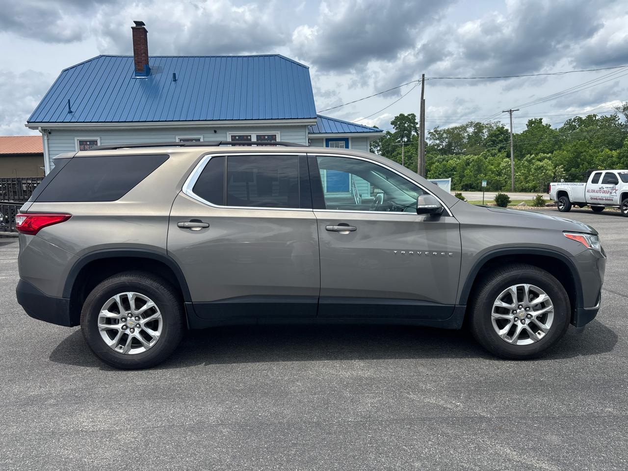 Chevrolet Traverse FWD 4dr LT Cloth w/1LT 2019