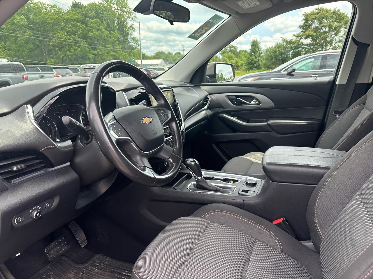Chevrolet Traverse FWD 4dr LT Cloth w/1LT 2019