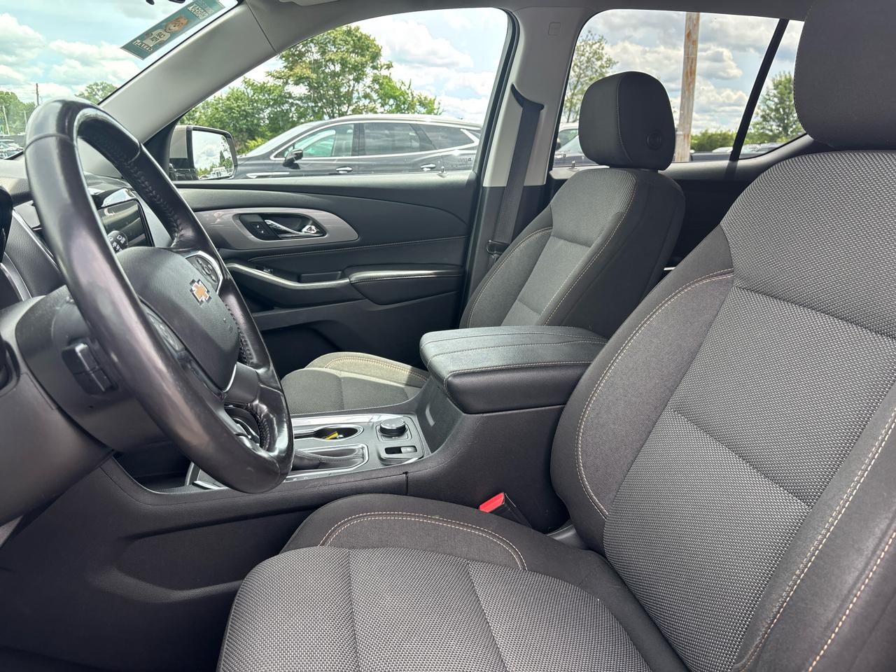 Chevrolet Traverse FWD 4dr LT Cloth w/1LT 2019