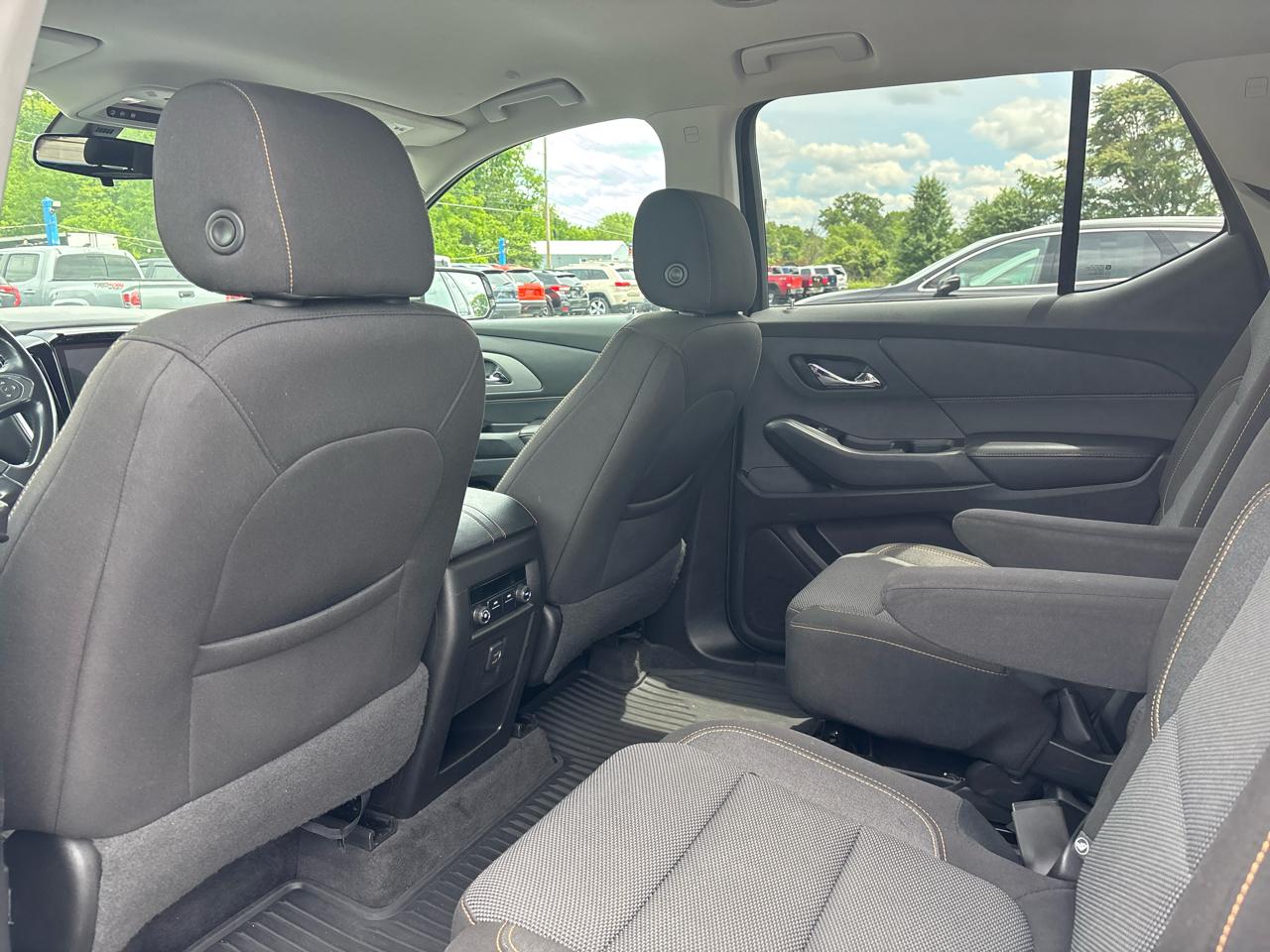 Chevrolet Traverse FWD 4dr LT Cloth w/1LT 2019