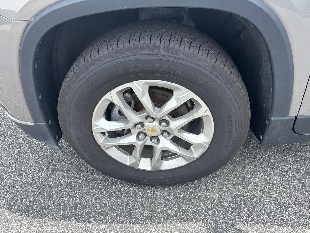 Chevrolet Traverse FWD 4dr LT Cloth w/1LT 2019