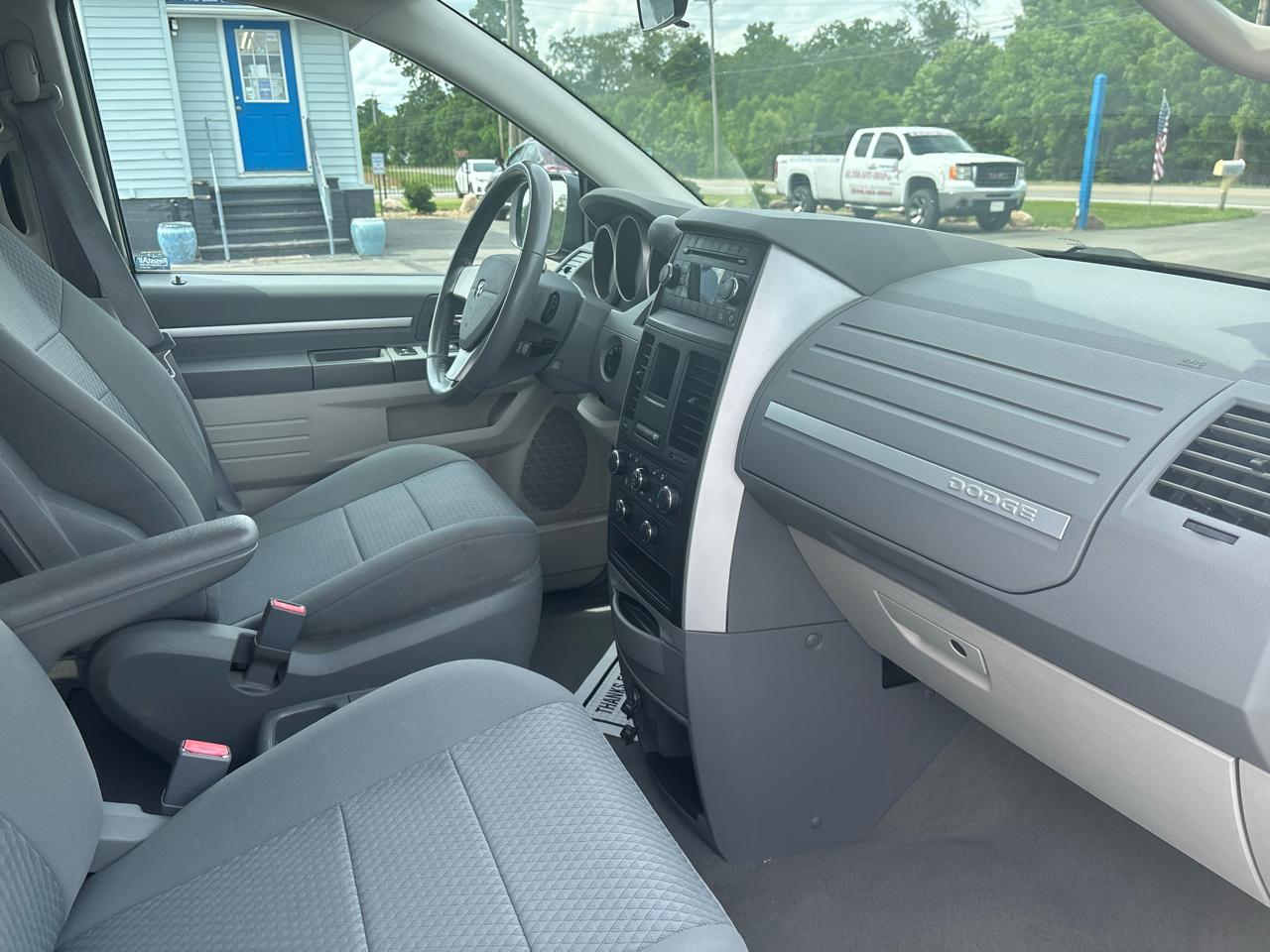 Dodge Grand Caravan 4dr Wgn Hero 2010