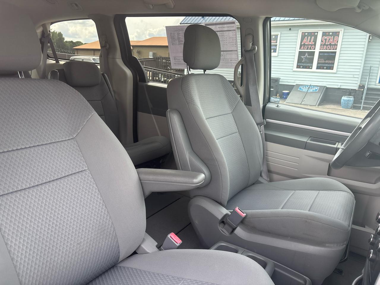 Dodge Grand Caravan 4dr Wgn Hero 2010