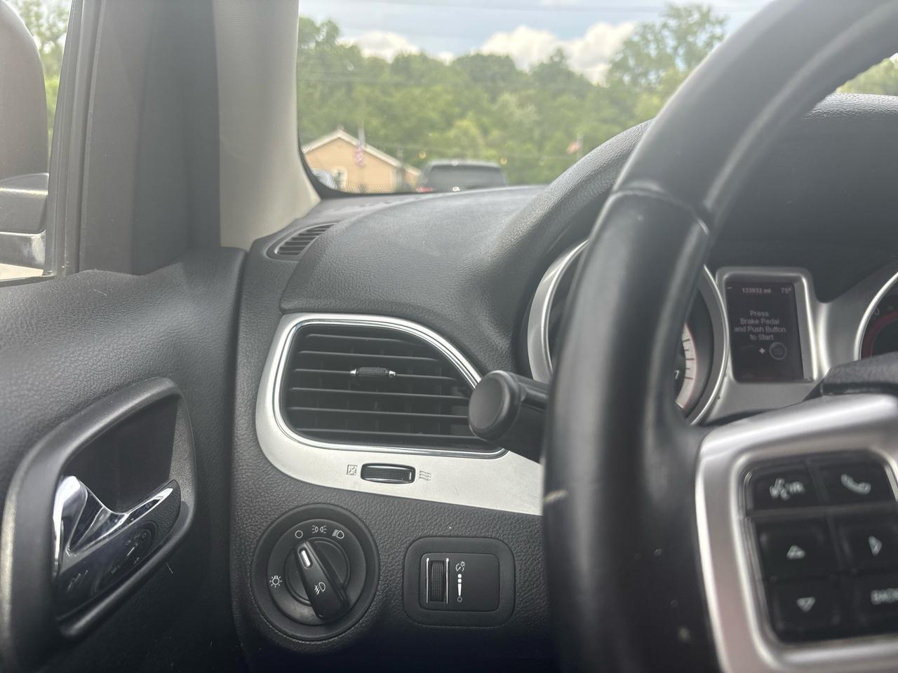 Dodge Journey AWD 4dr SXT 2012