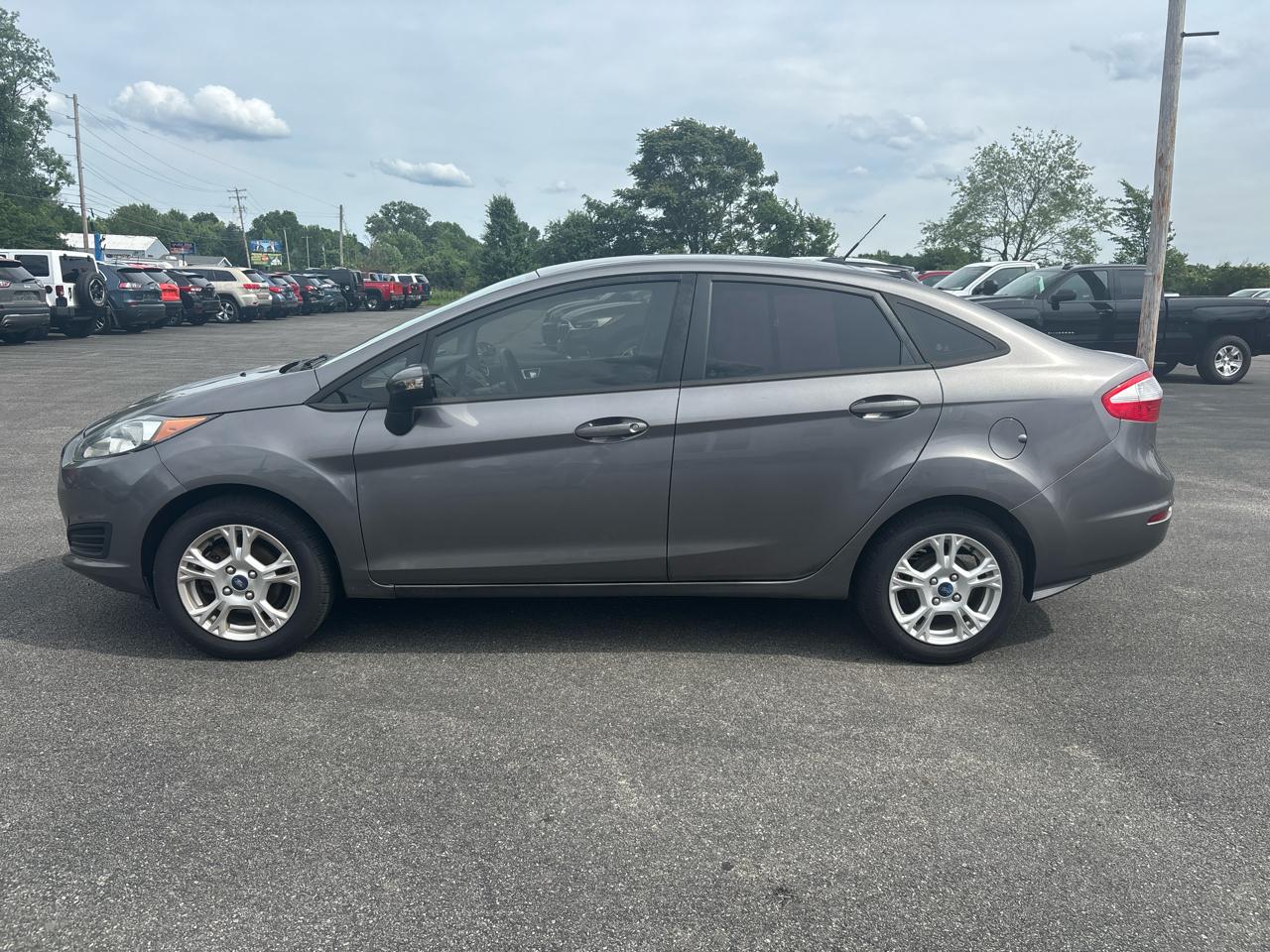 Ford Fiesta 4dr Sdn SE 2014